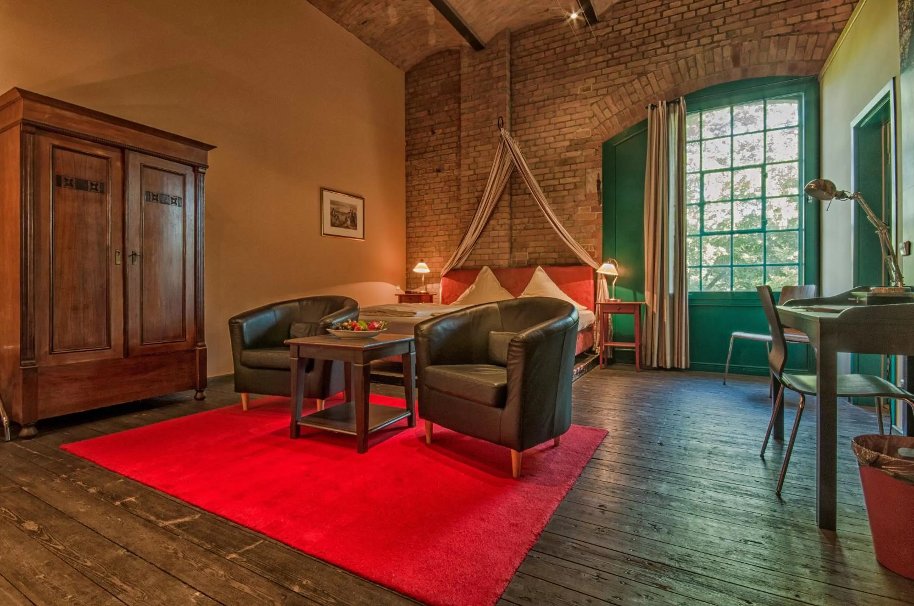 Photo of the whole room in Hotel zur Henne