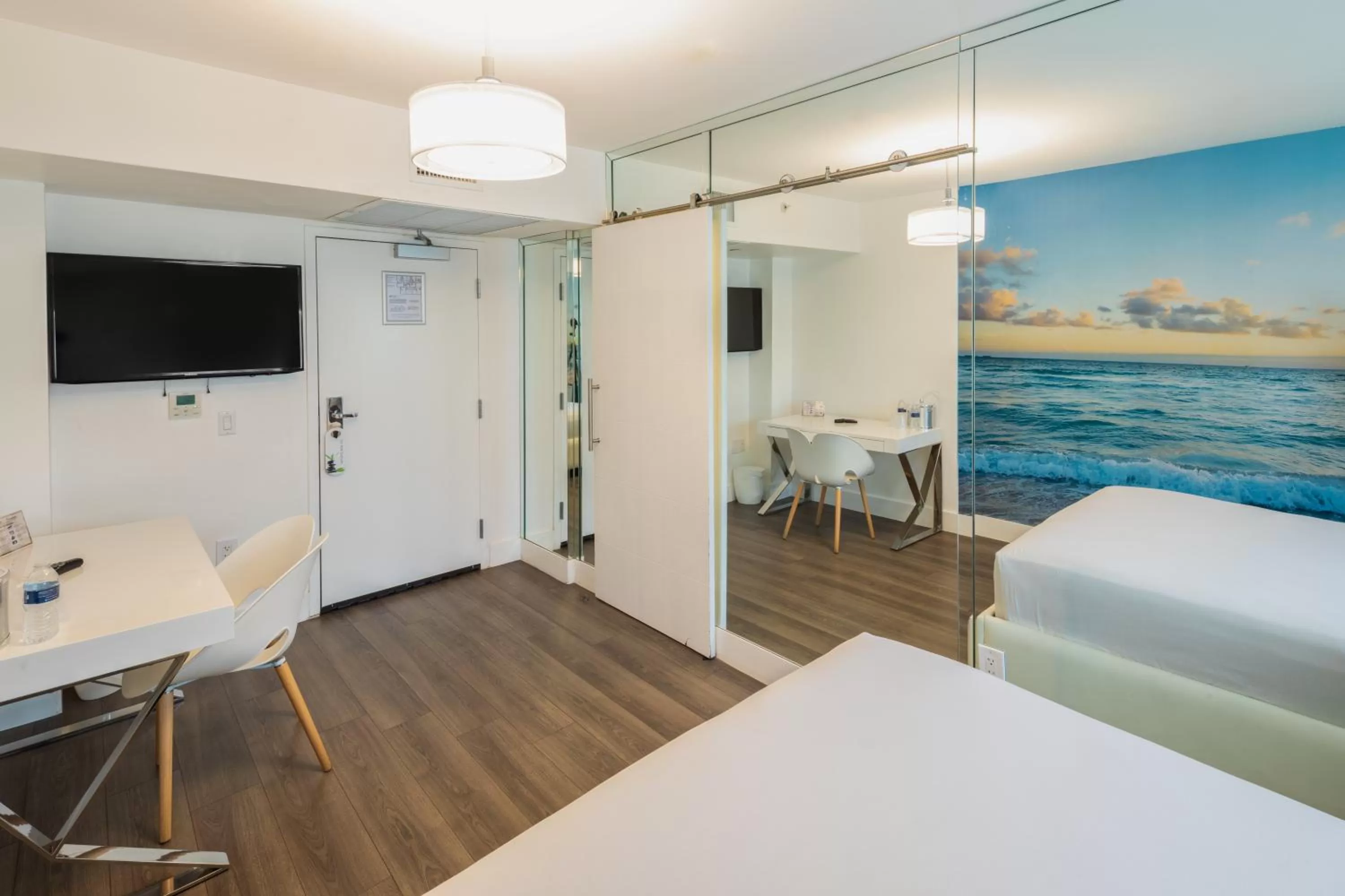 TV and multimedia, Bed in President Hotel