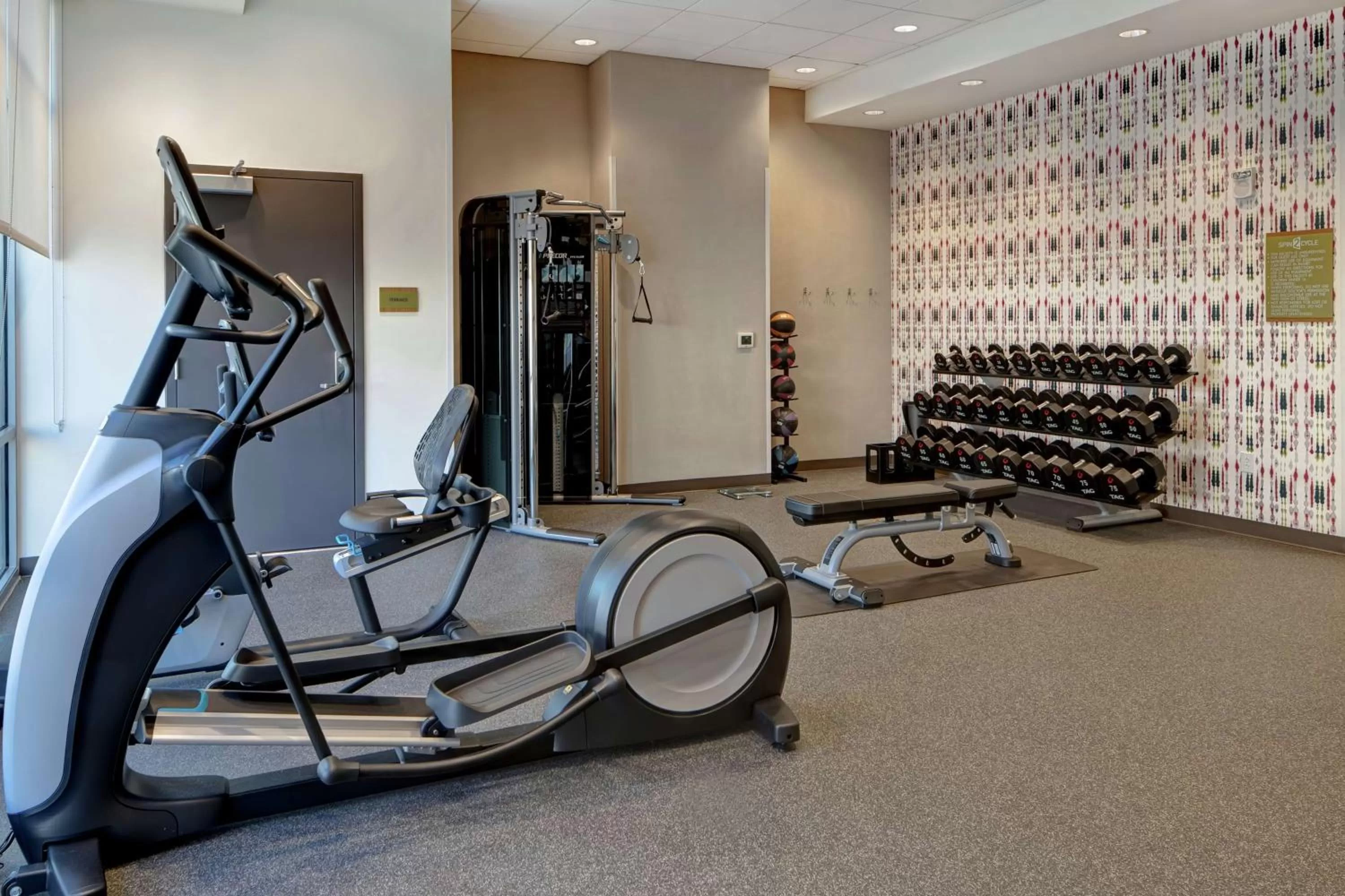 Fitness centre/facilities in Home2 Suites By Hilton Charlotte Uptown
