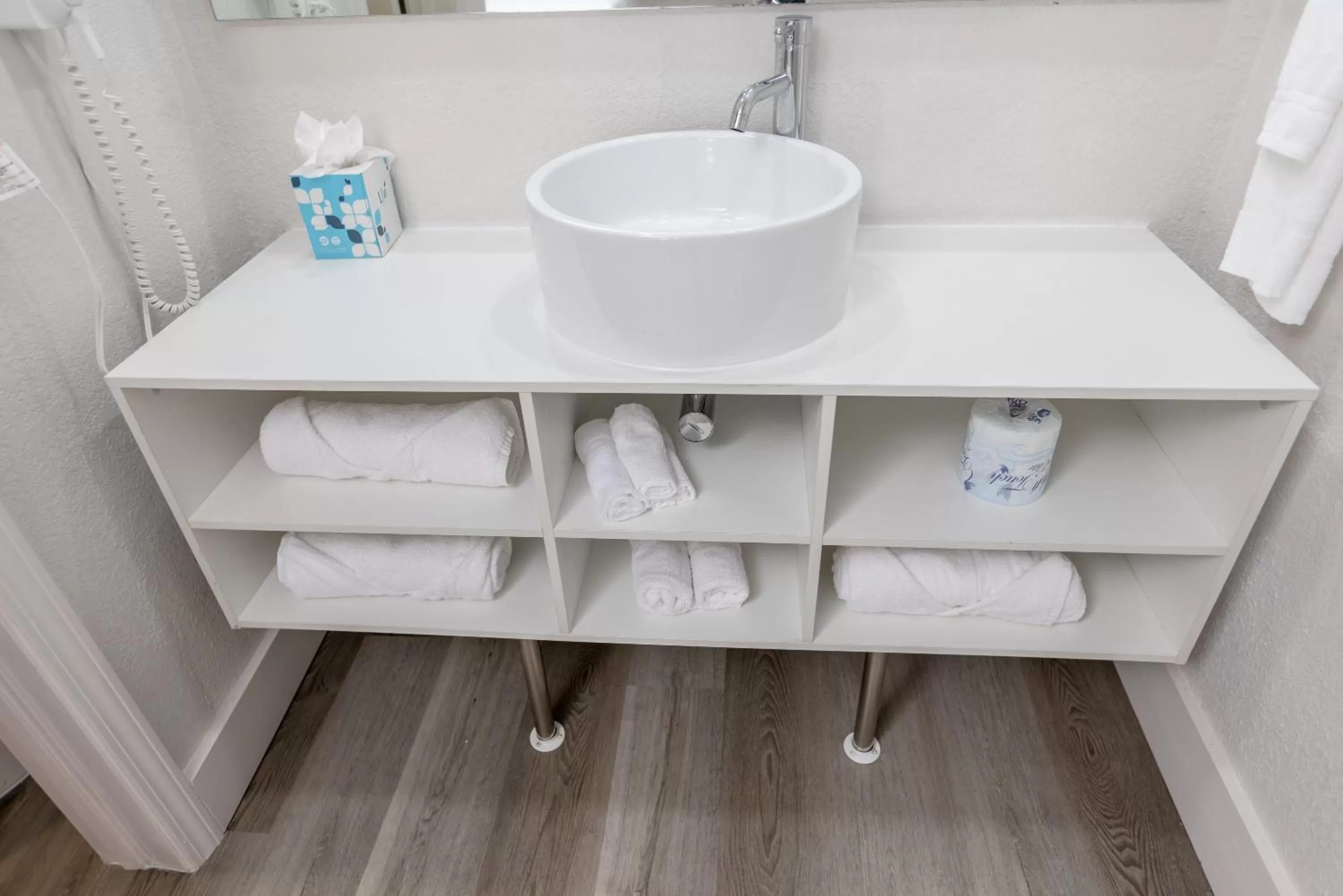 Bathroom in Oneway Brunswick