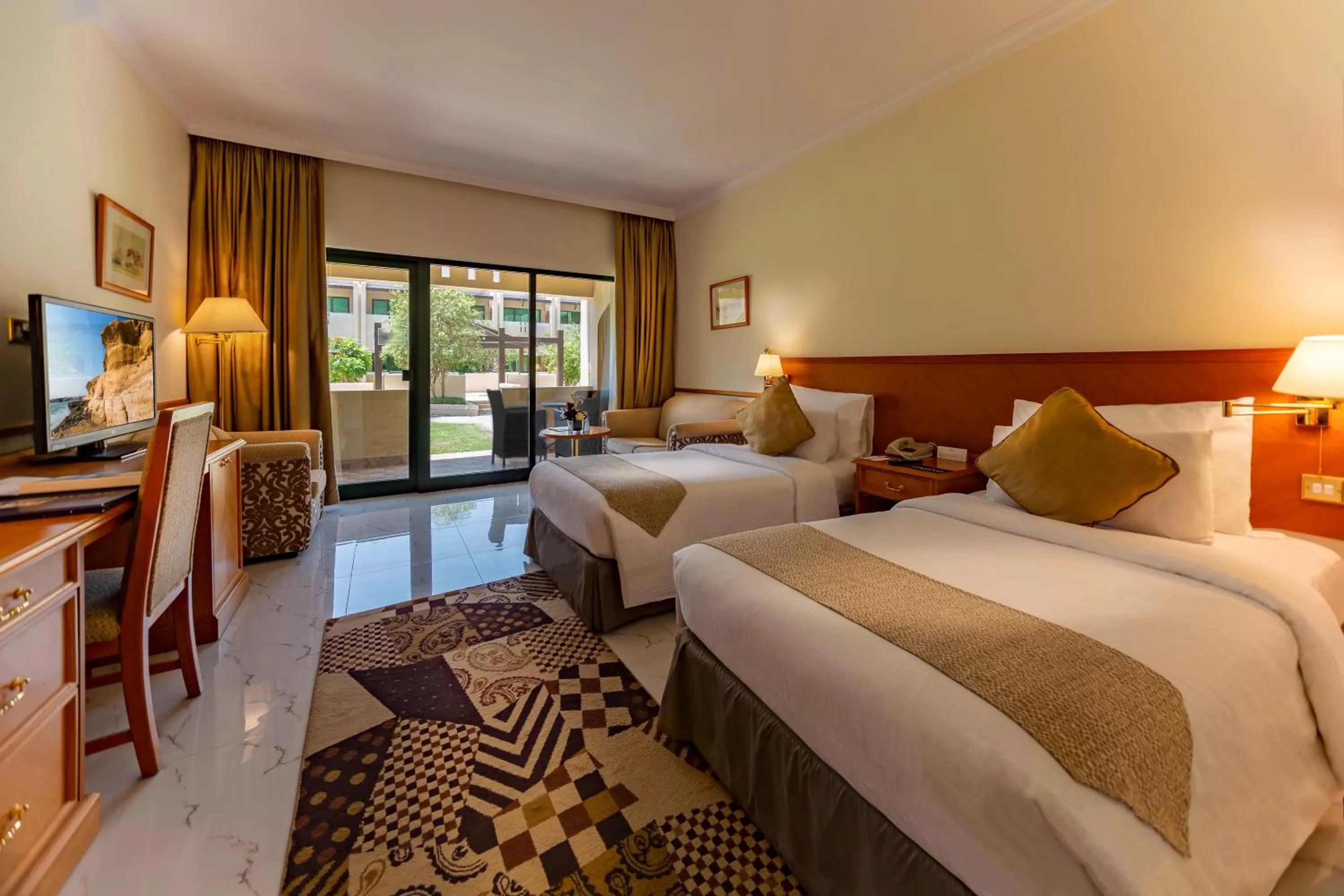 Natural landscape, Bed in Golden Tulip Nizwa Hotel