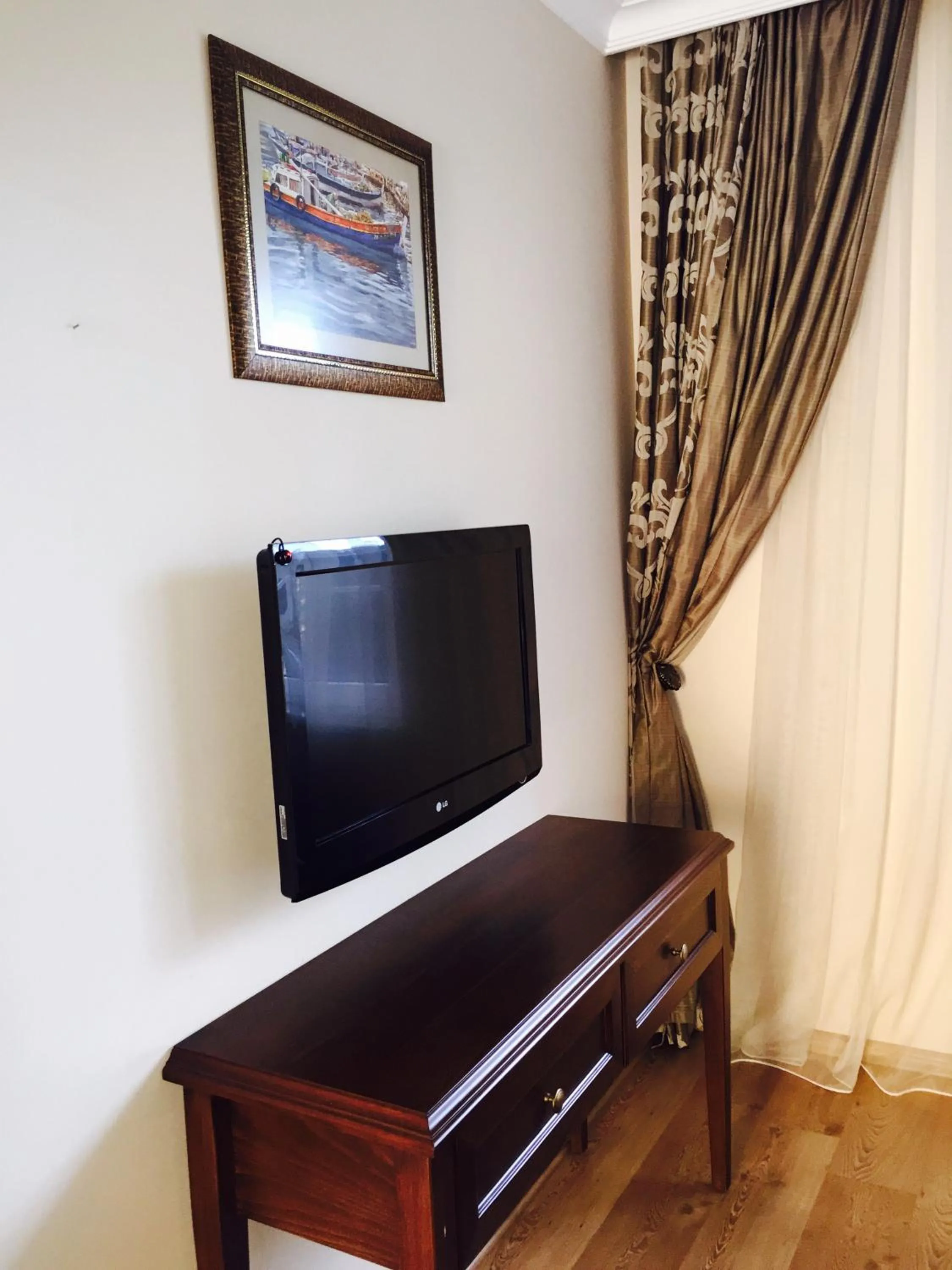 People in Kemer Residence