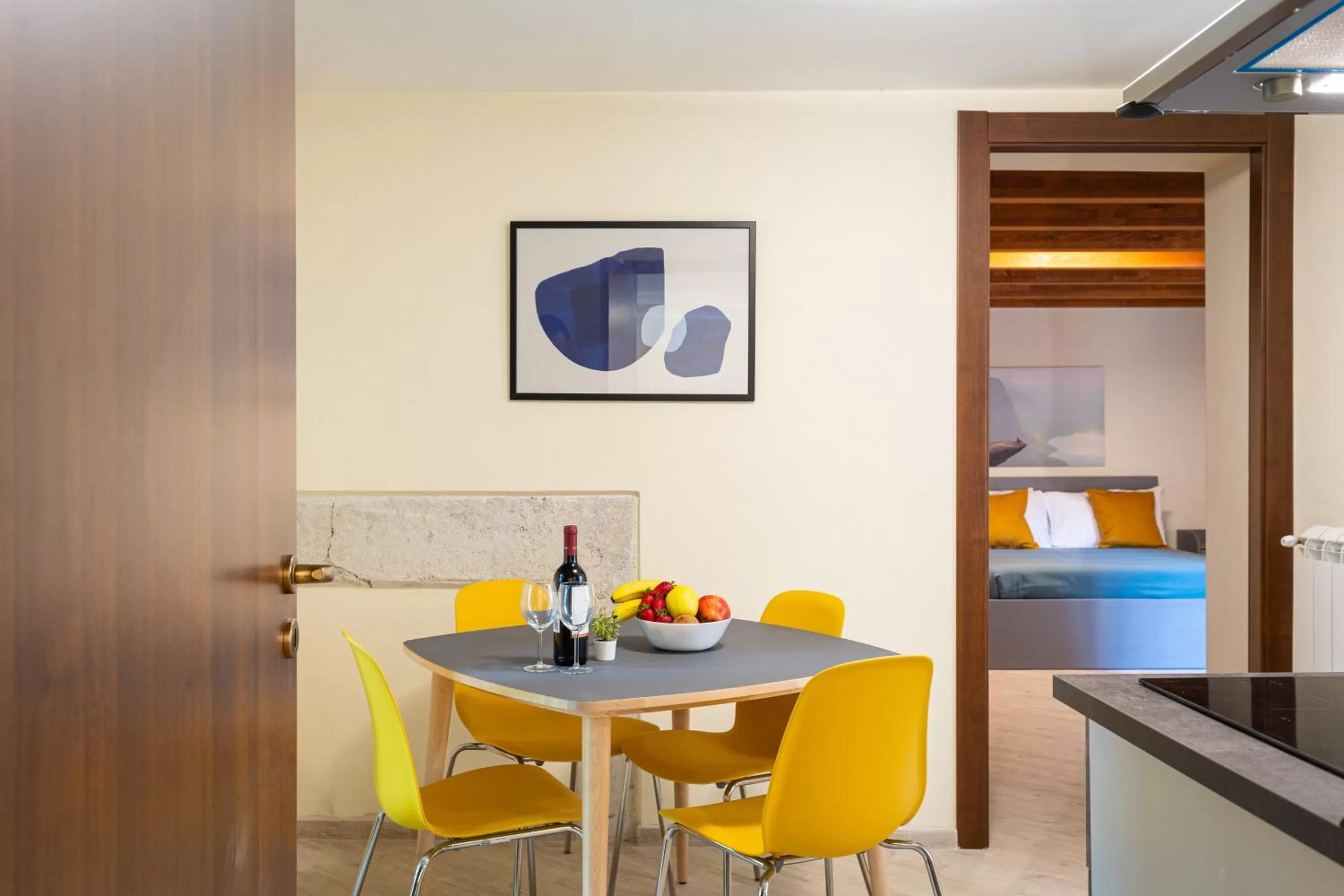 Dining area in Open Sicily Residence - Central Apartments Near Quattro Canti