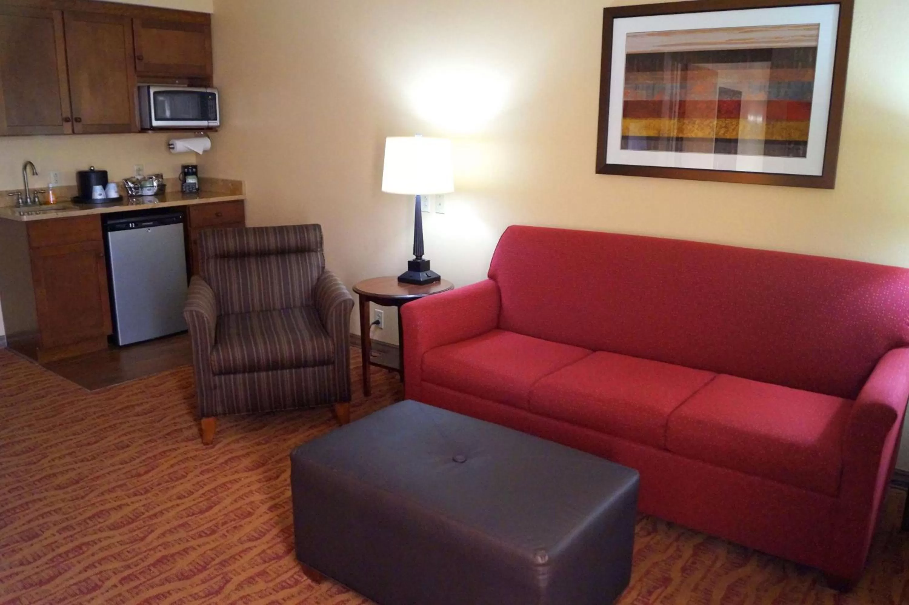 One-Bedroom Queen Suite - Non-Smoking in Hampton Inn Altoona