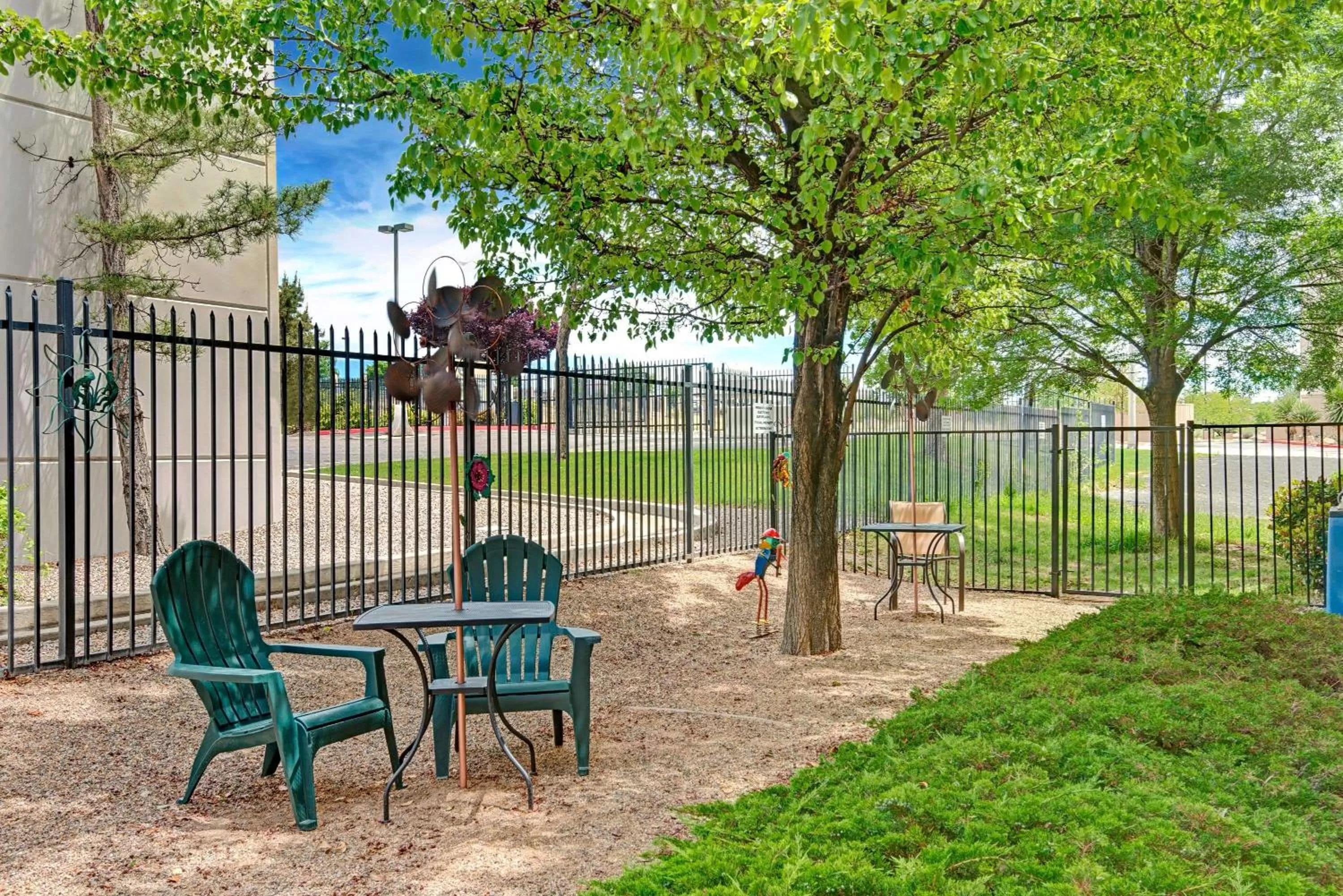 Property building in Days Inn & Suites by Wyndham Airport Albuquerque