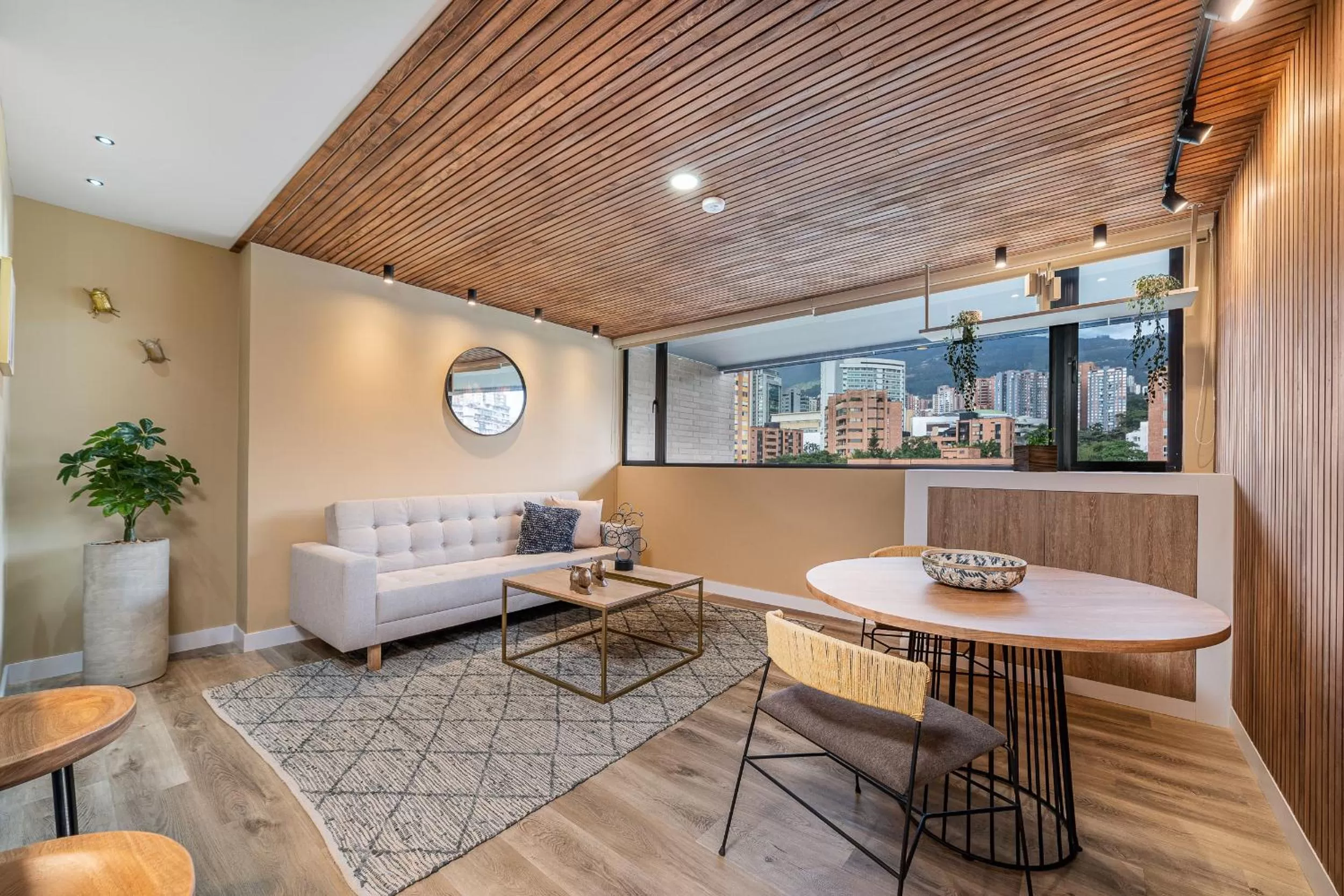 Living room in Apartamentos Go Living & Suites by HOUSY HOST