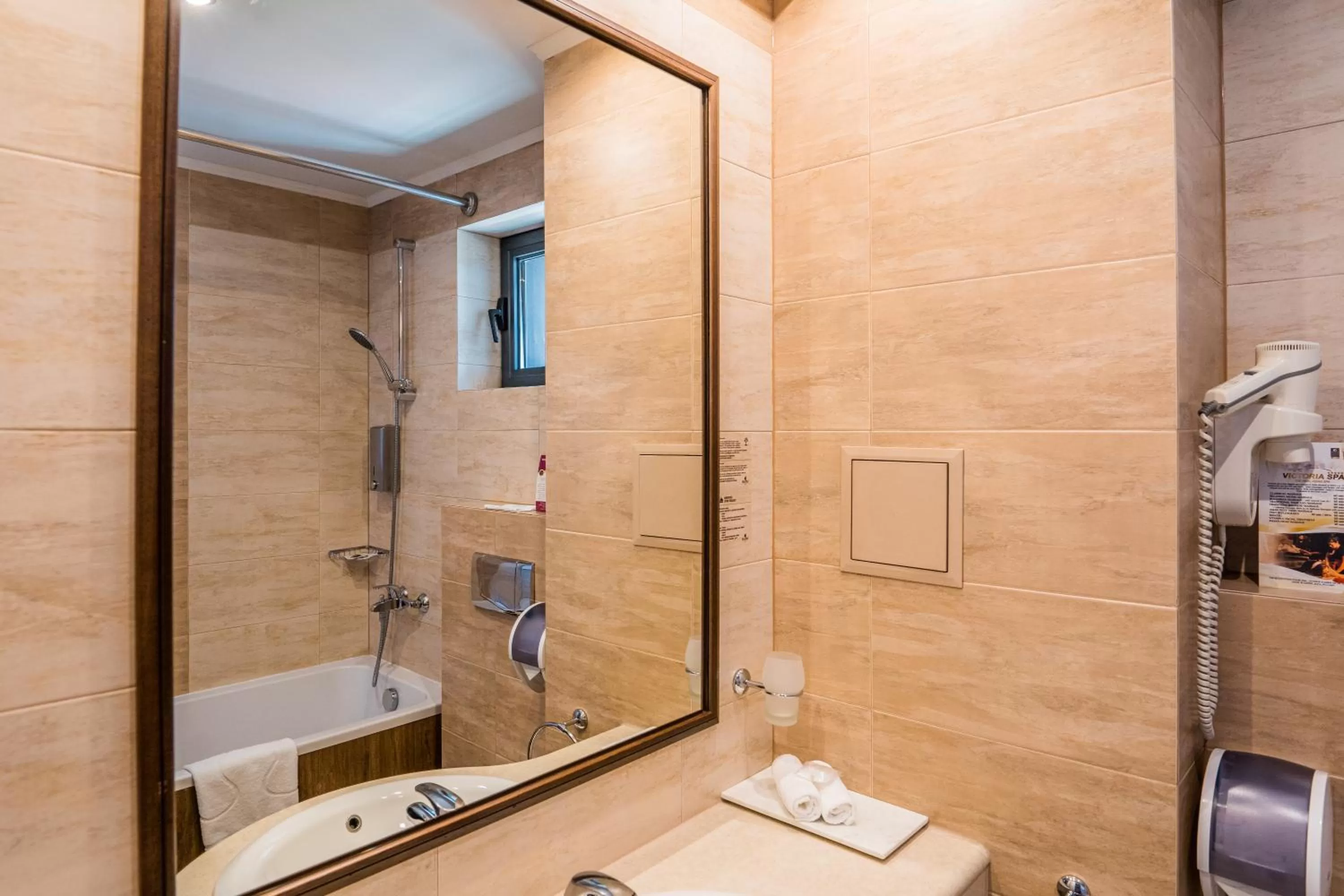 Bathroom in Budapest Hotel - Free Parking