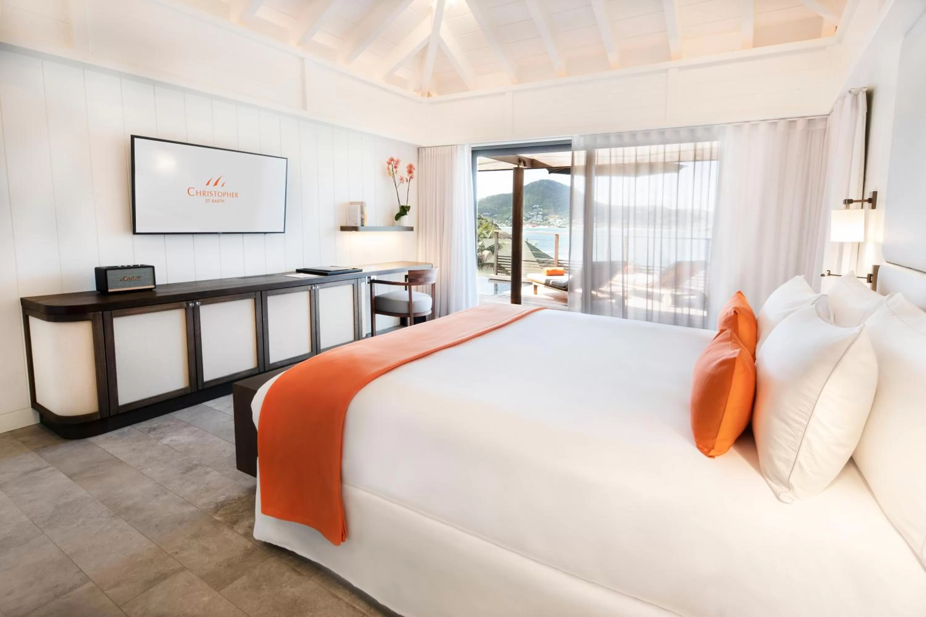 TV and multimedia, Bed in Hotel Christopher Saint Barth