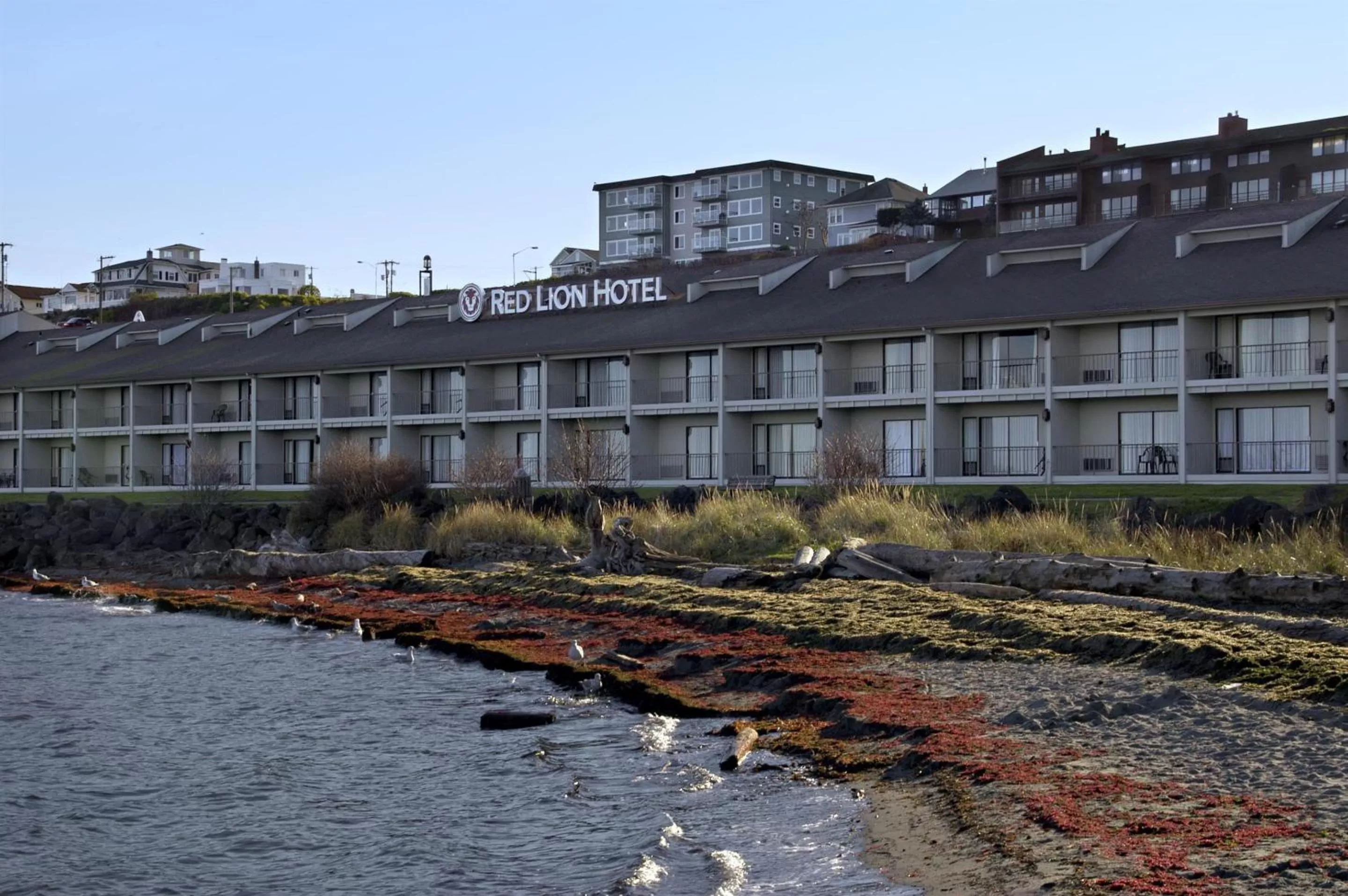 Property building in Red Lion Hotel Port Angeles Harbor