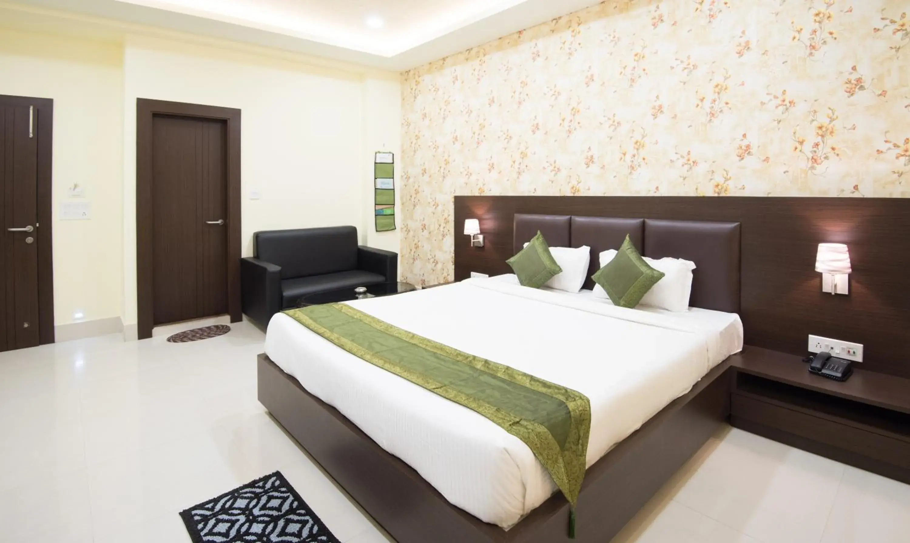 Deluxe Double or Twin Room in Treebo King'S Court Chandrasekharpur Deluxe Double or Twin Room in Treebo King'S Court Chandrasekharpur