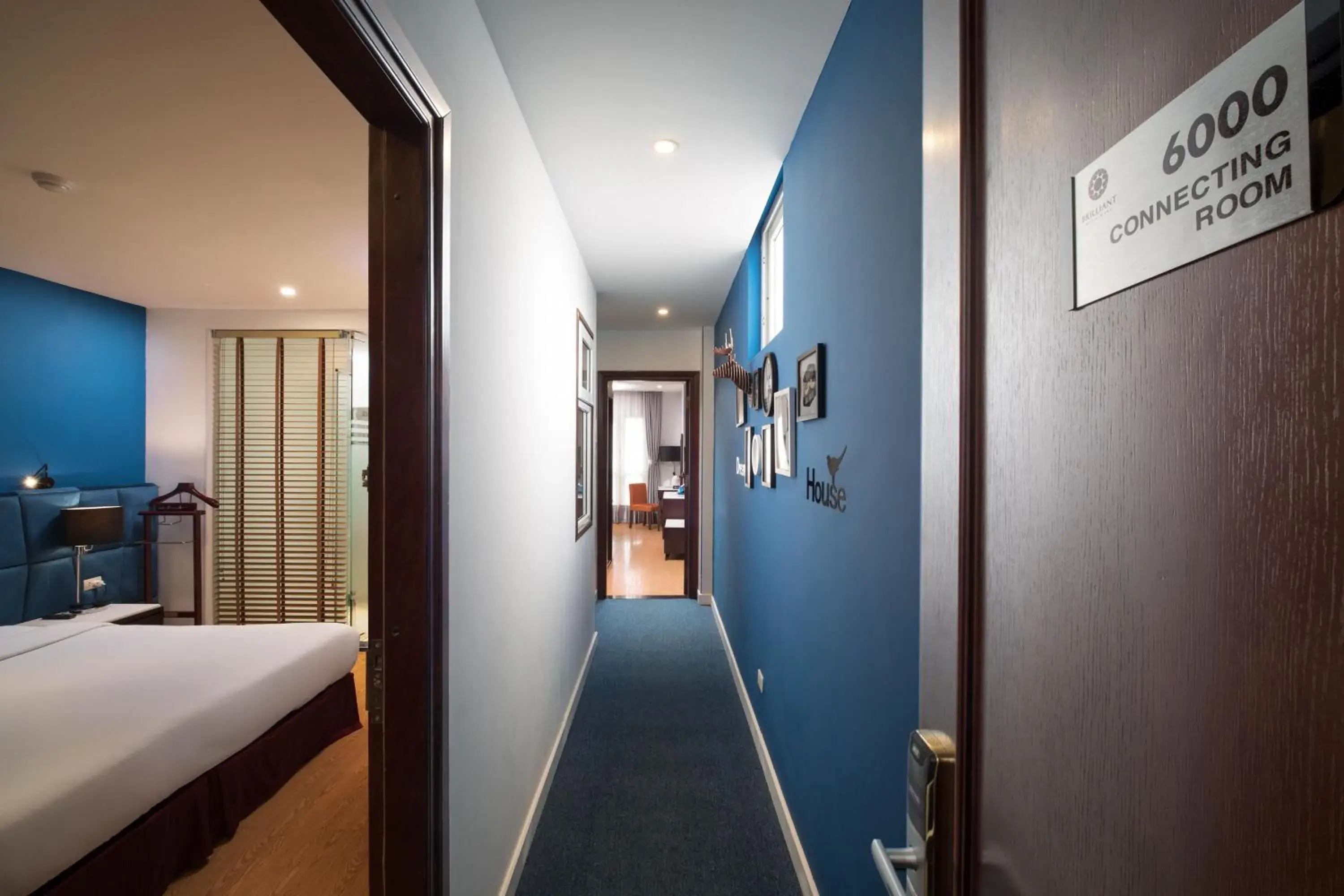 Executive Connecting Room with City View in Hanoi Brilliant Hotel & Spa Executive Connecting Room with City View in Hanoi Brilliant Hotel & Spa