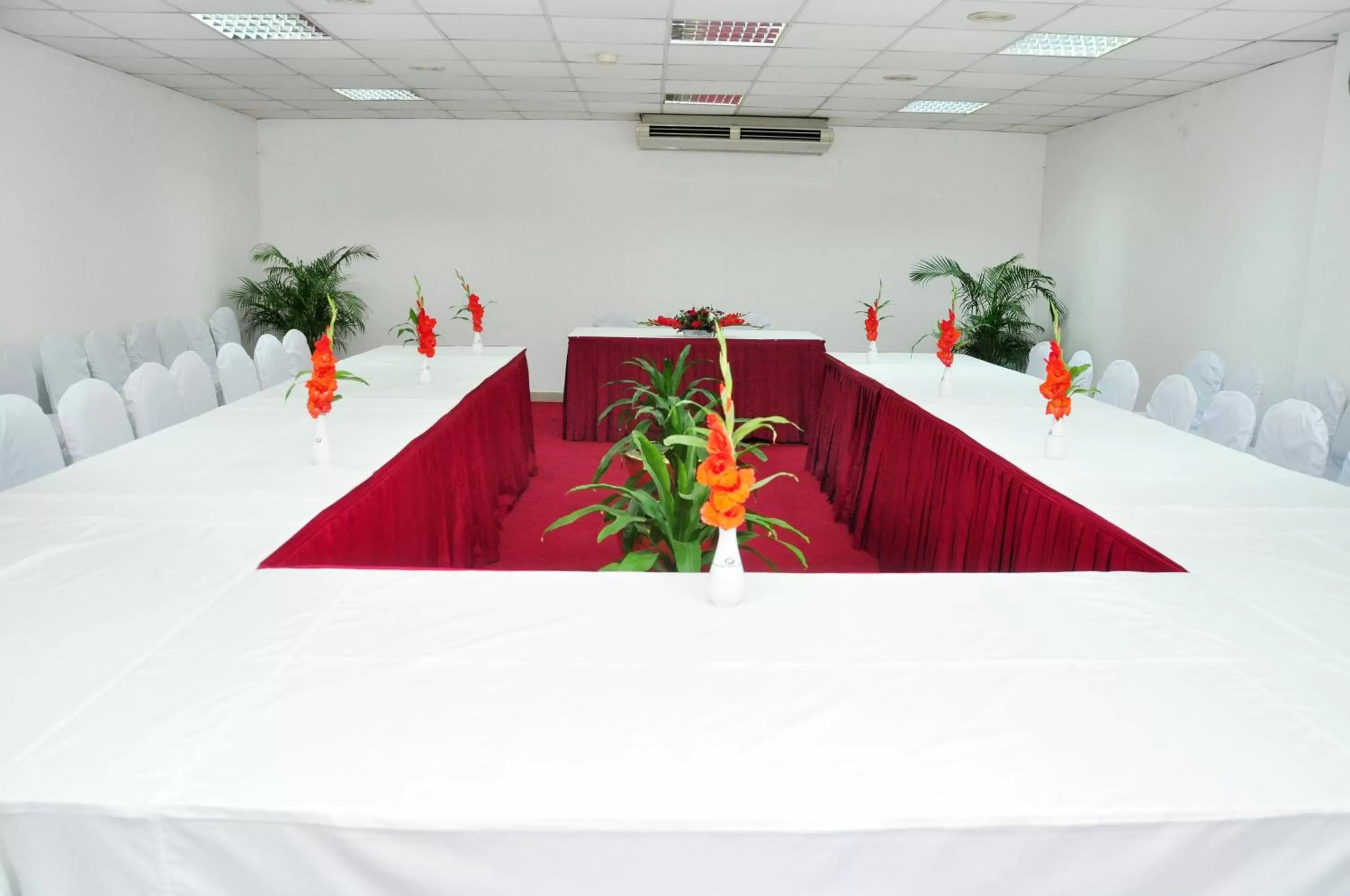 Meeting/conference room in Asia Pacific Hotel