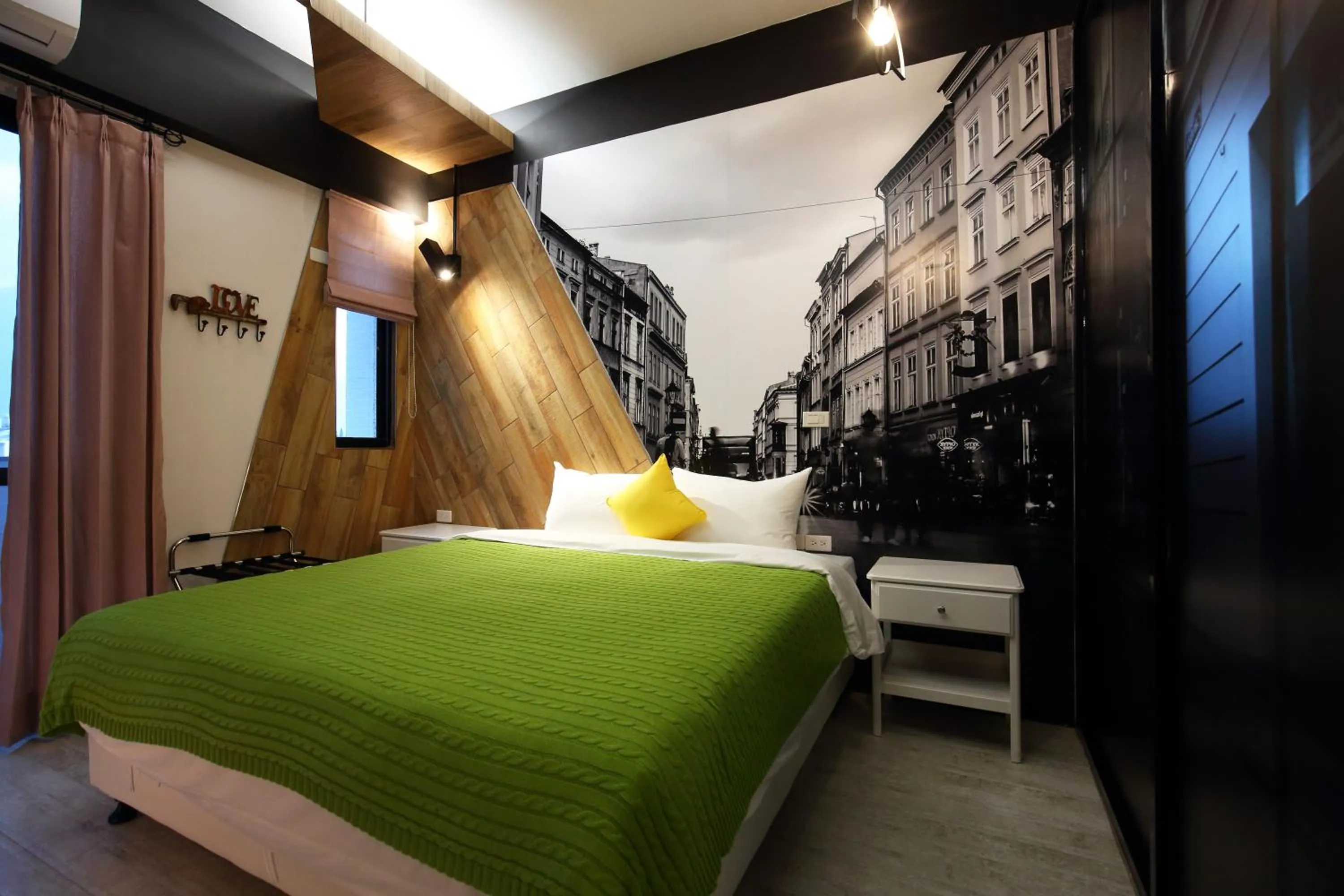 指南針民宿2178 & 工殿民宿2182