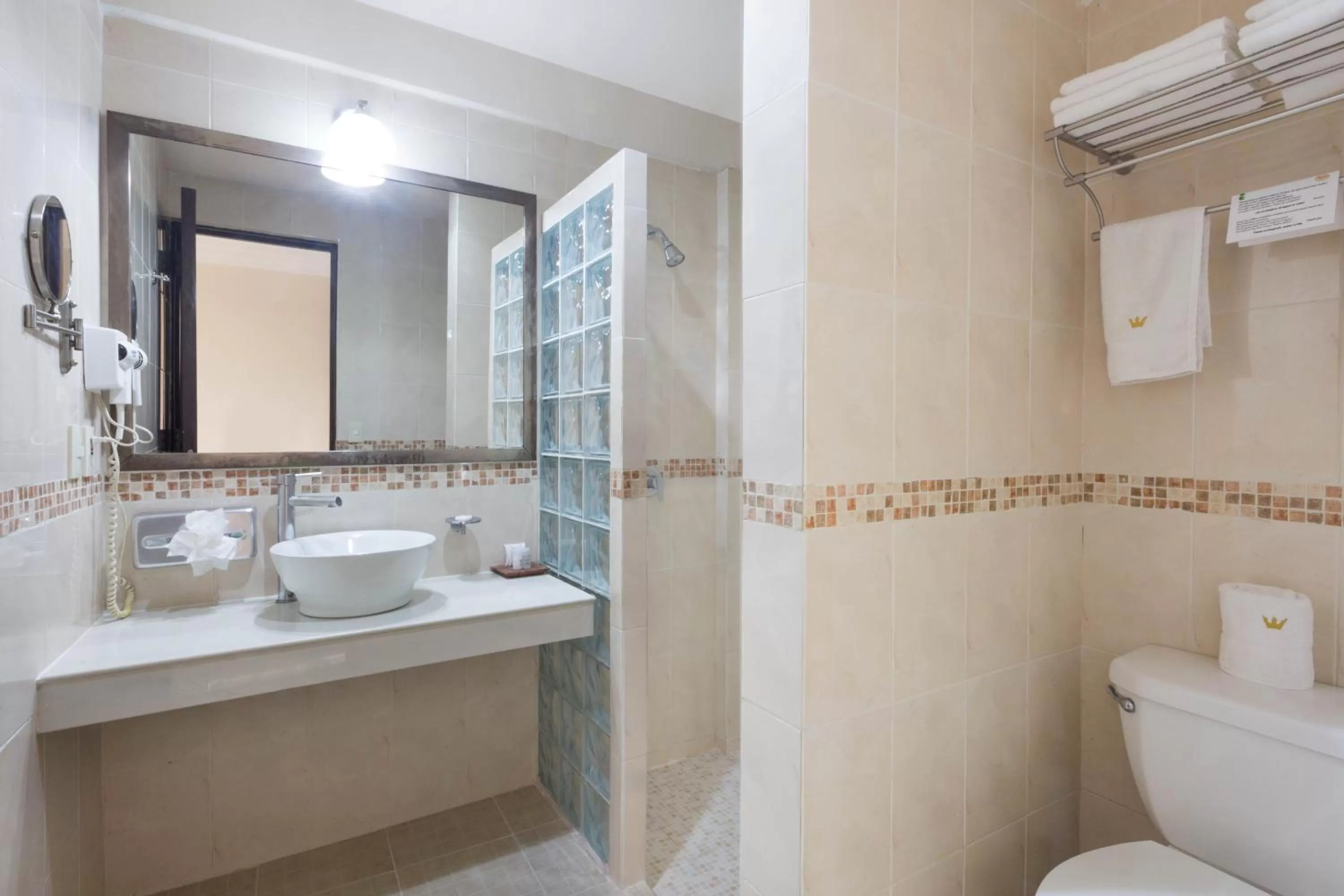 Bathroom in Hotel Victoria Merida