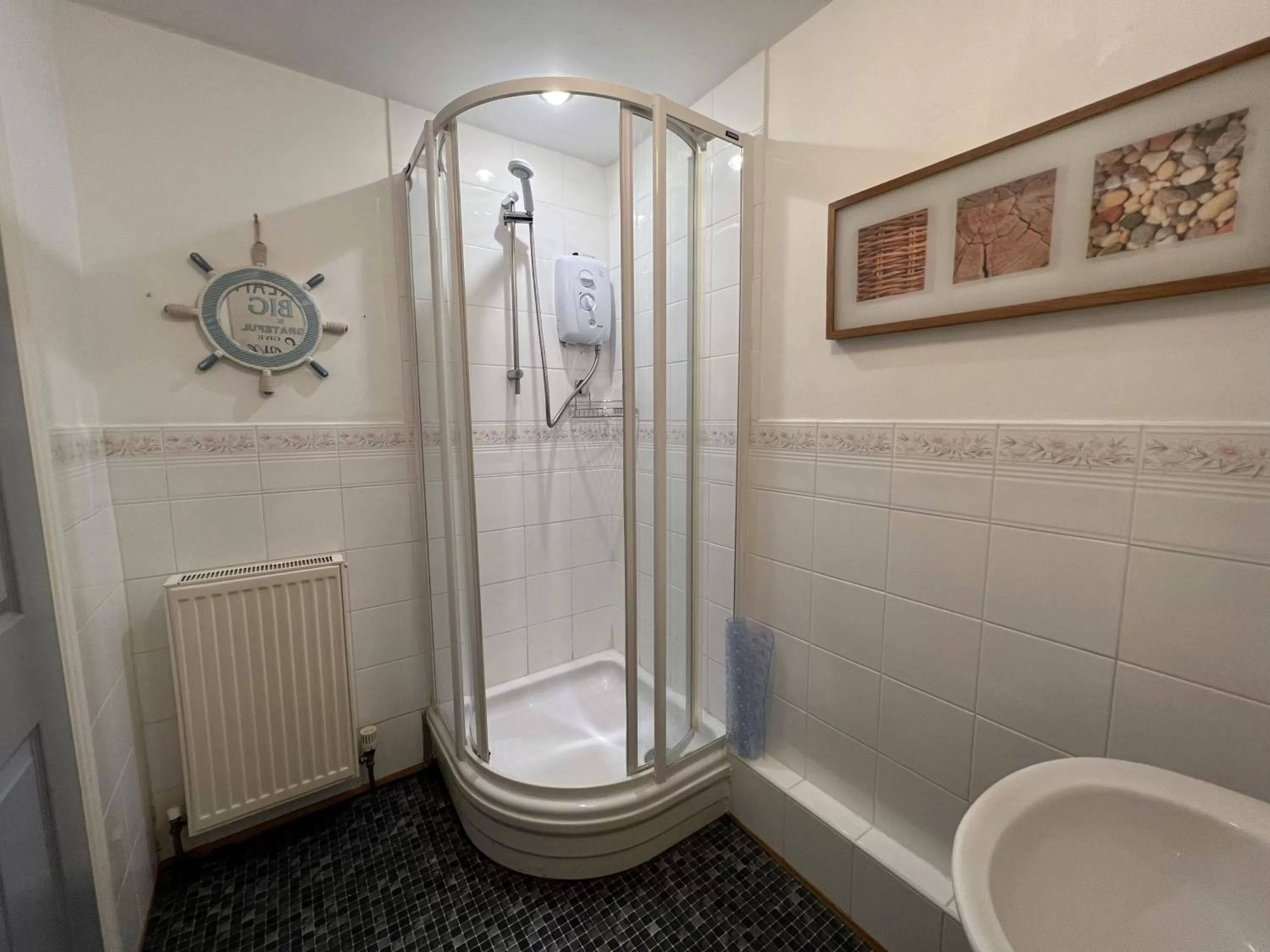 Bathroom in Stone Lodge