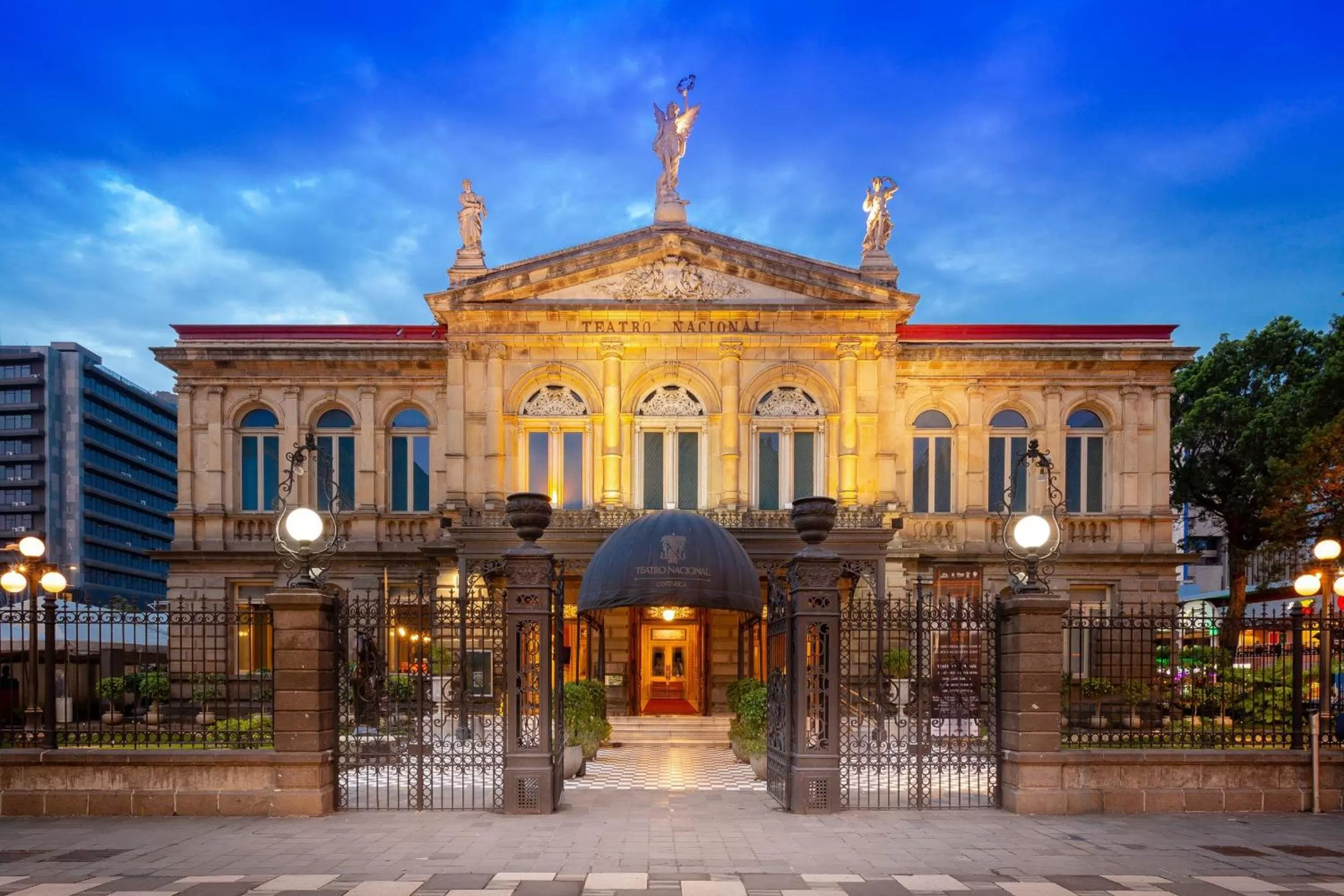 Area and facilities in Crowne Plaza San Jose La Sabana by IHG