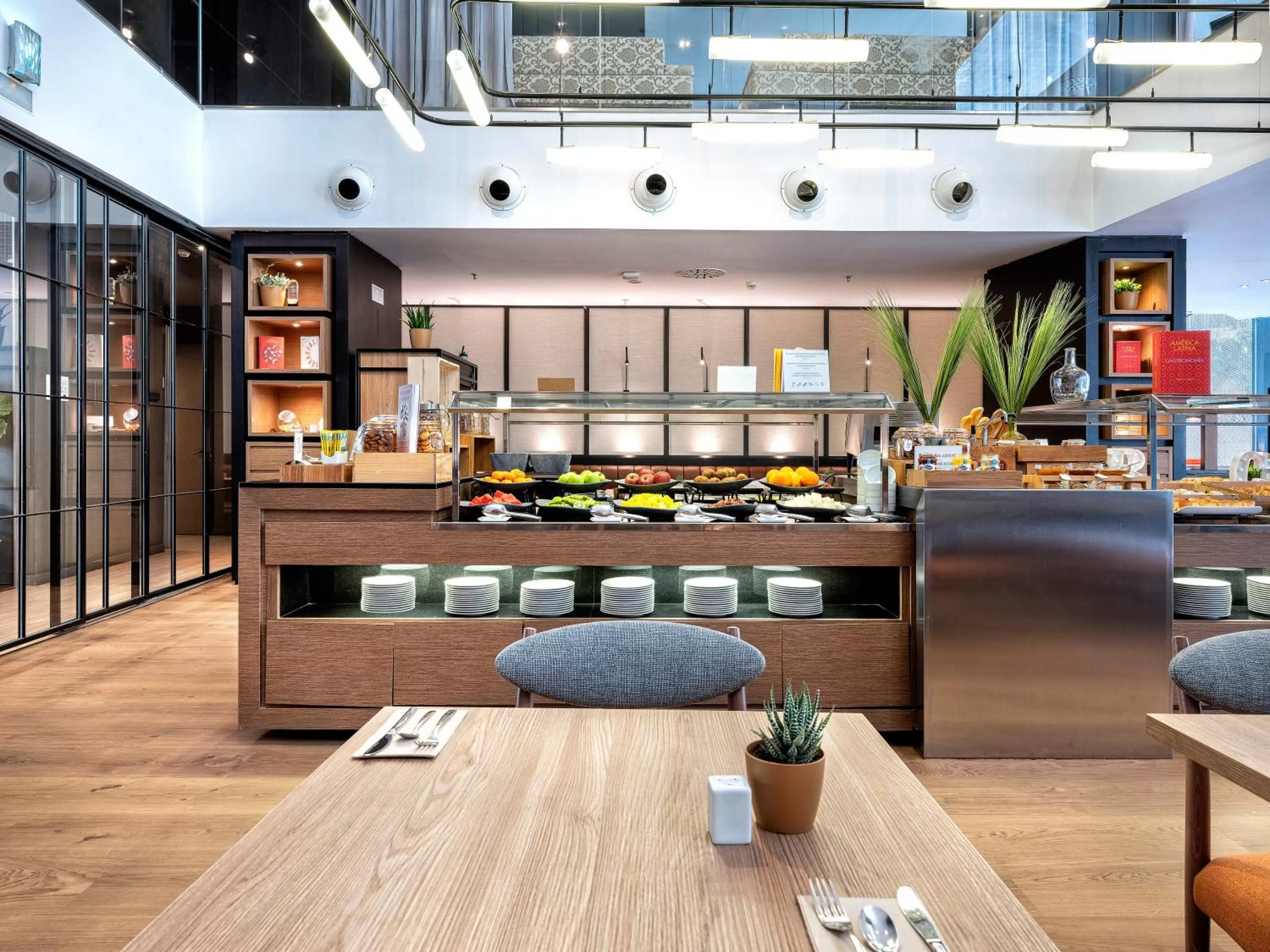 Coffee/tea facilities in Hotel Barcelona Condal Mar Affiliated by Meliá