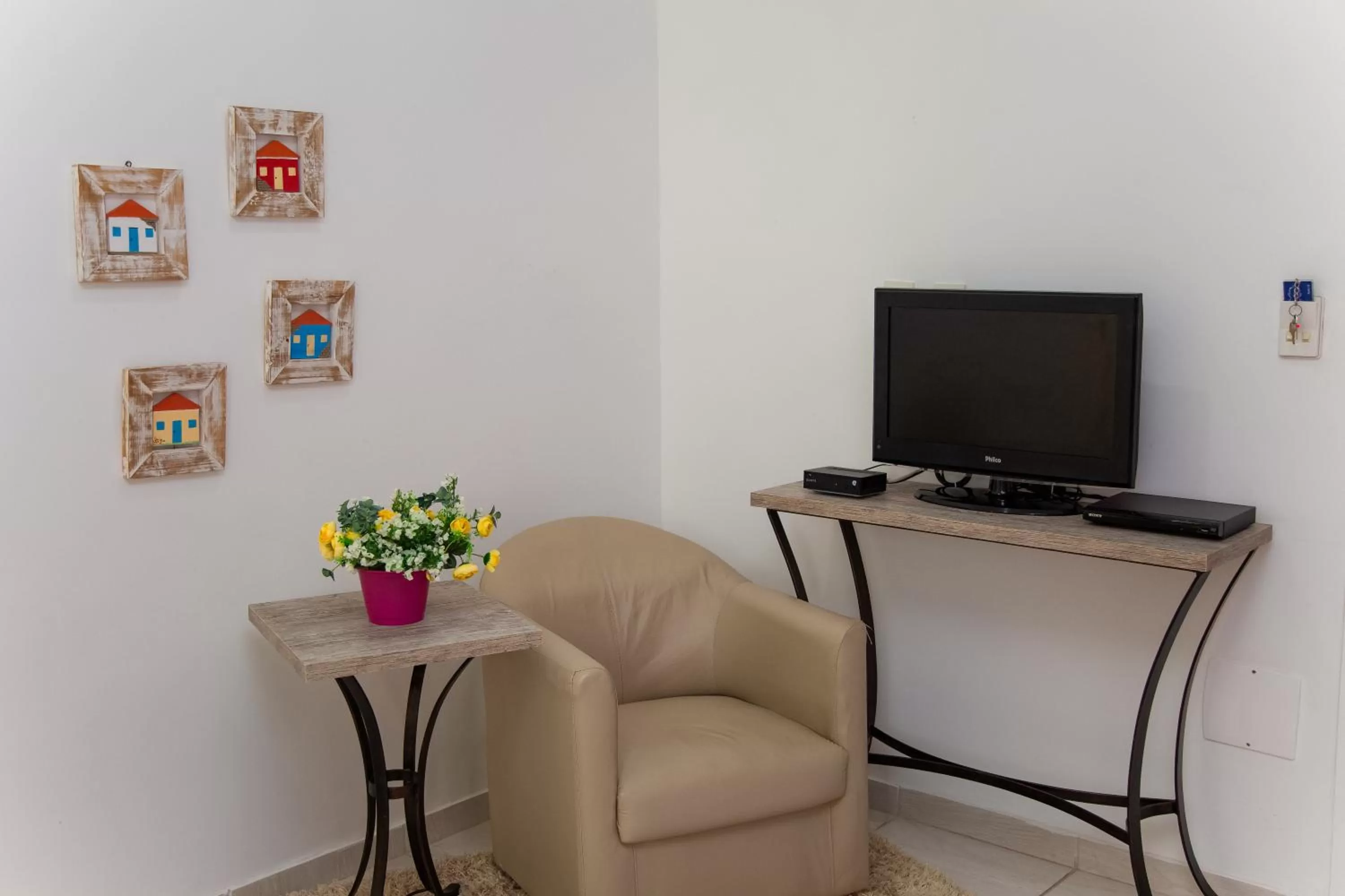 TV/Entertainment Center in Hospedaria Entre Amigos