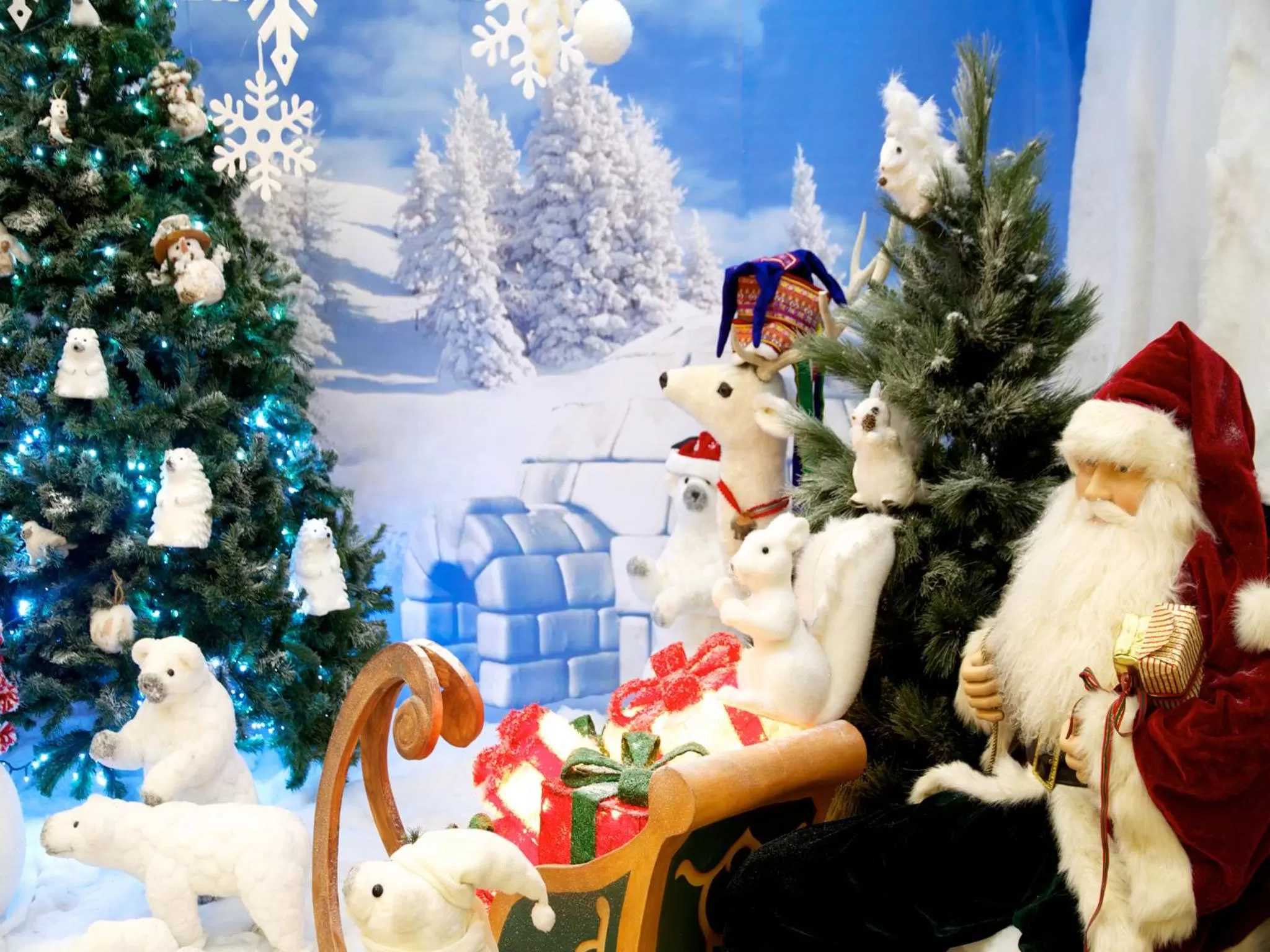 Decorative detail in Ulisse Deluxe Hostel