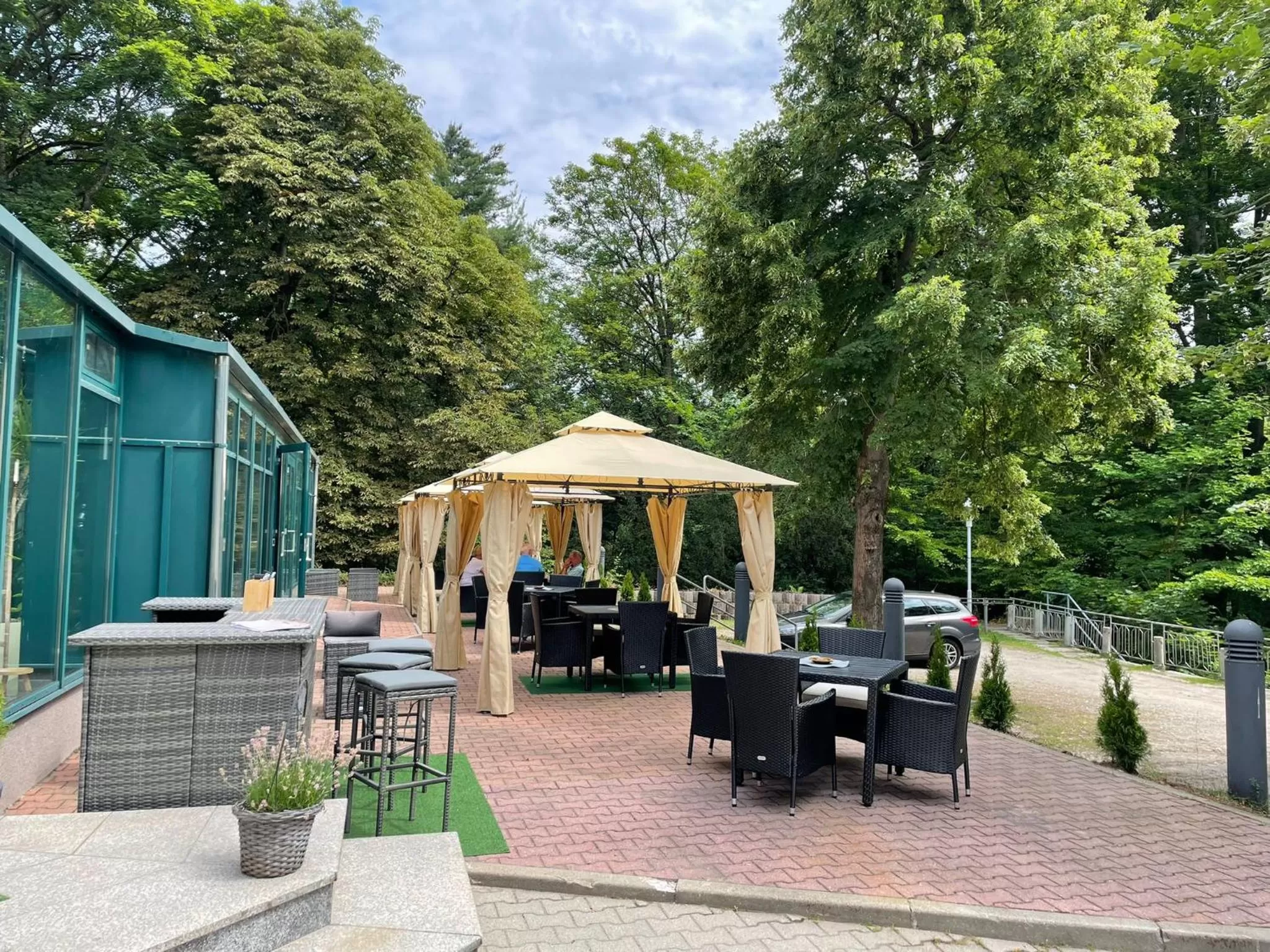 Garden view in Parkhotel Waldschlösschen