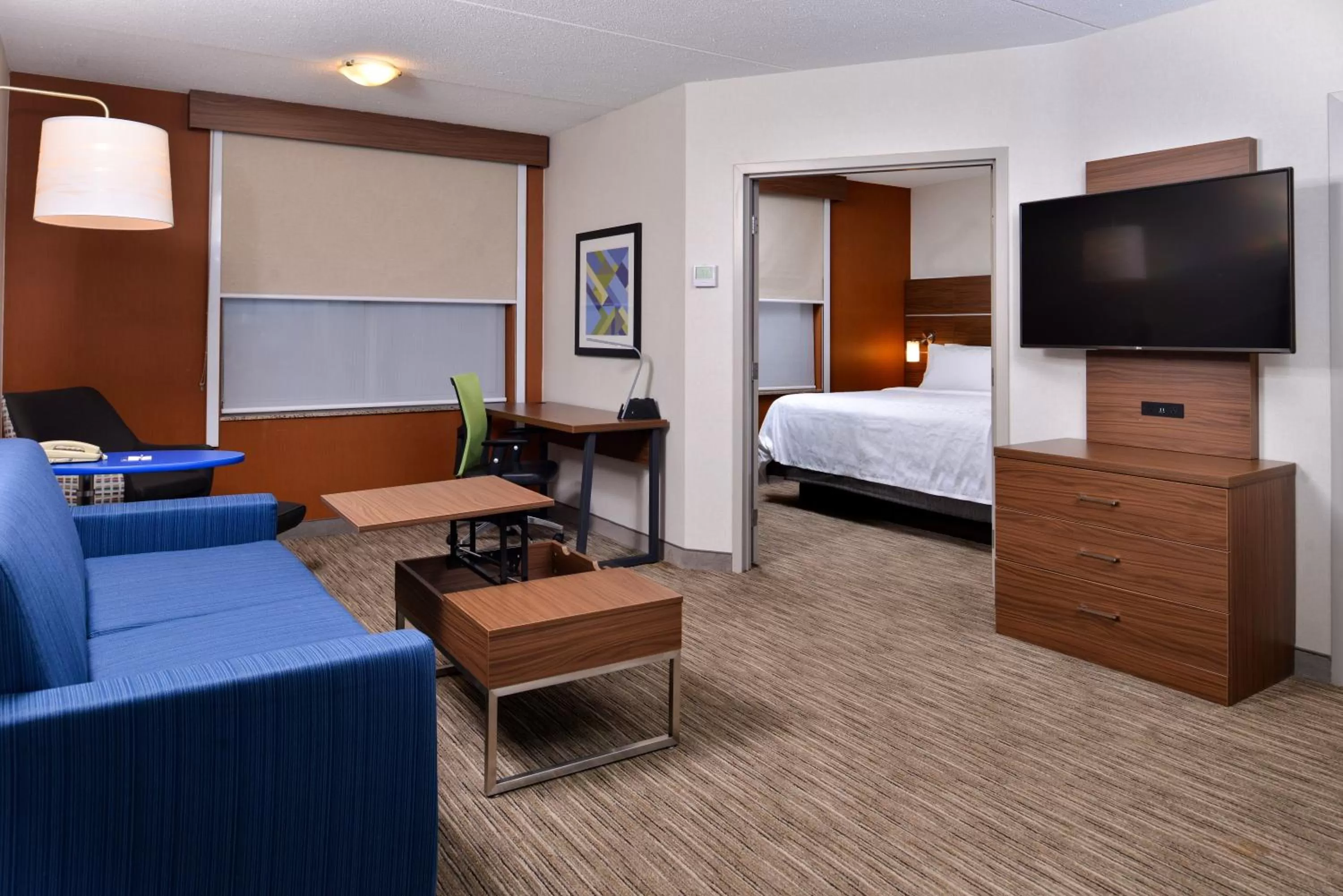 Photo of the whole room, Bed in Holiday Inn Express & Suites Buffalo Downtown by IHG