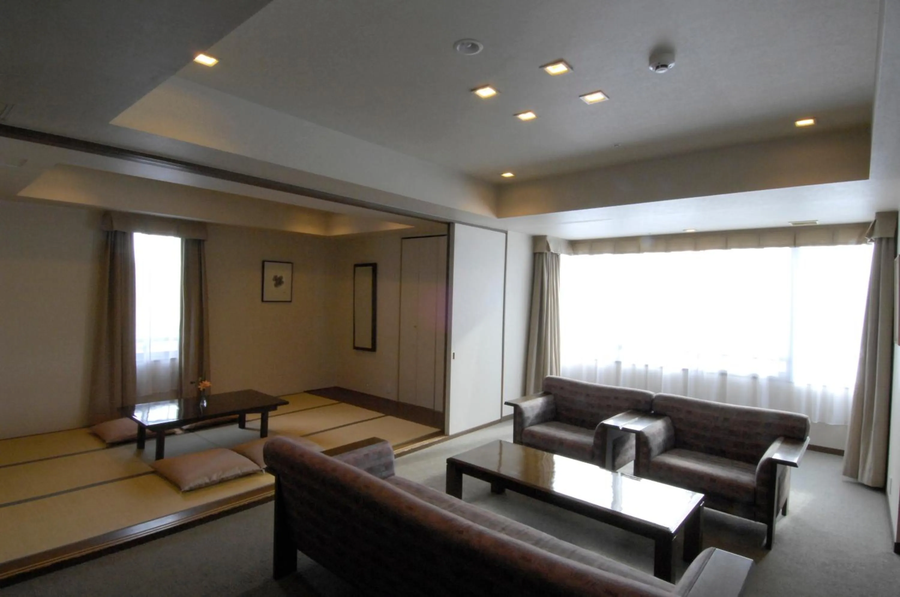 Photo of the whole room in Karuizawakurabu Hotel 1130 Hewitt Resort