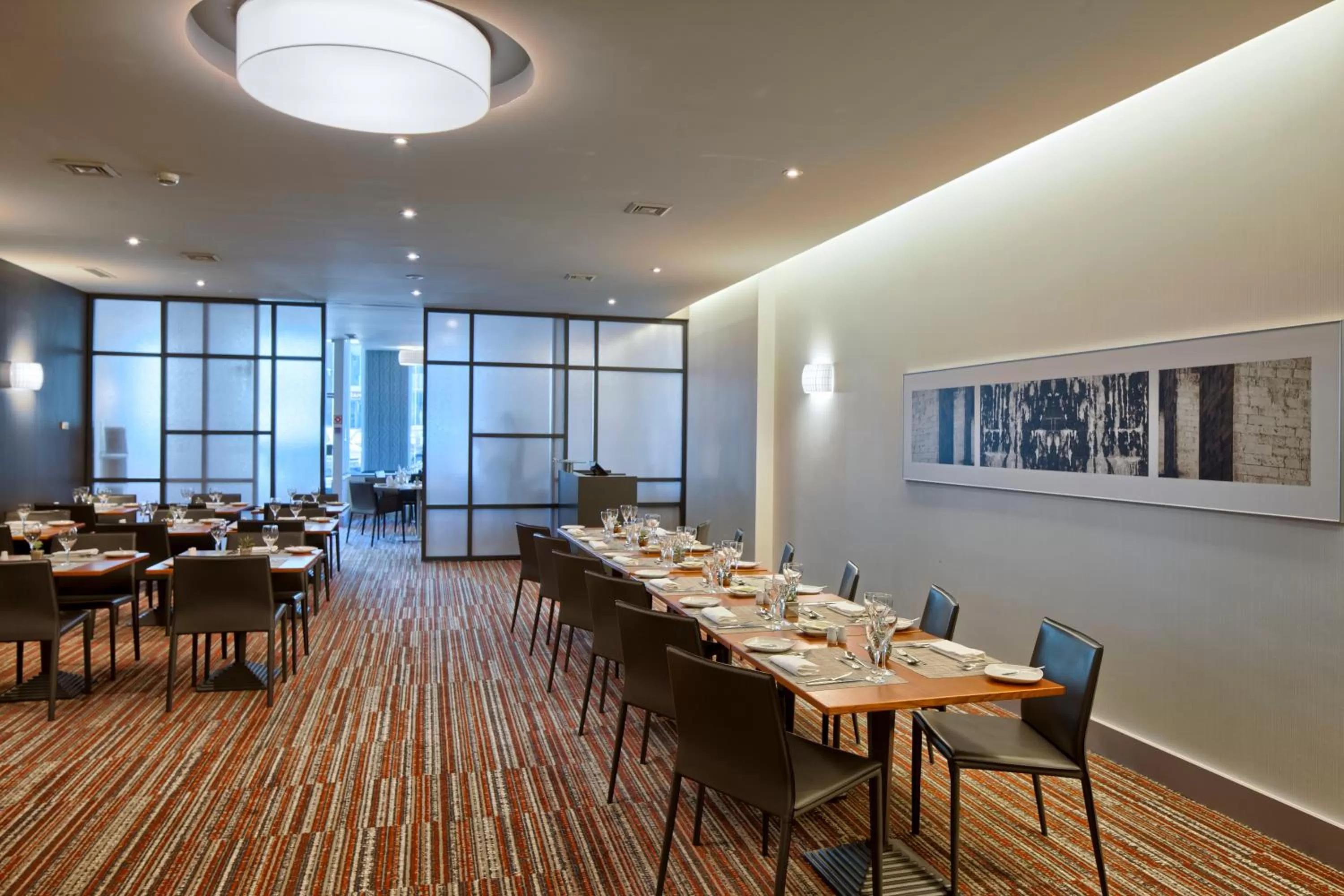 Restaurant/places to eat in Hotel Mercure Lisboa