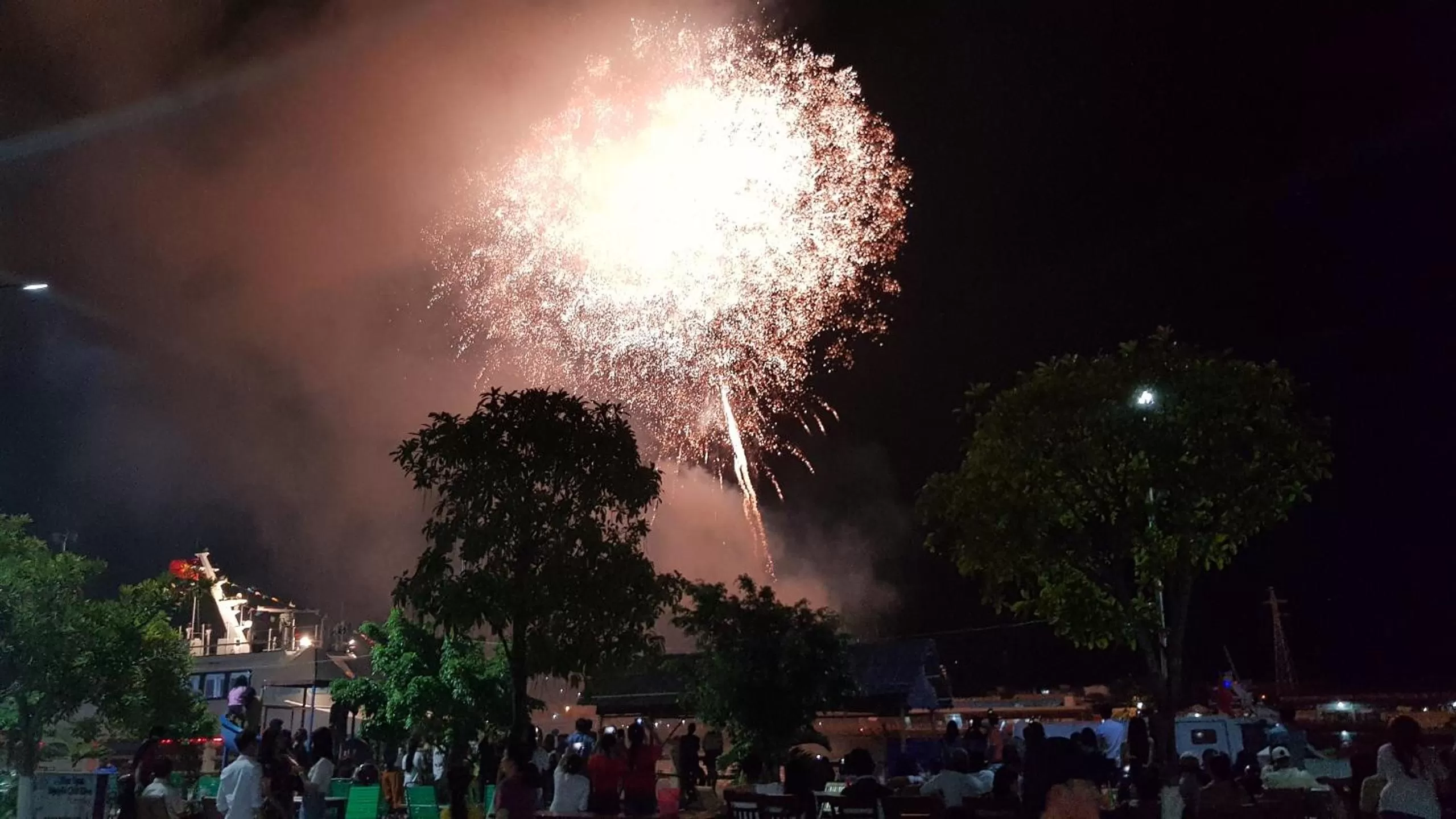 Entertainment in River Hotel