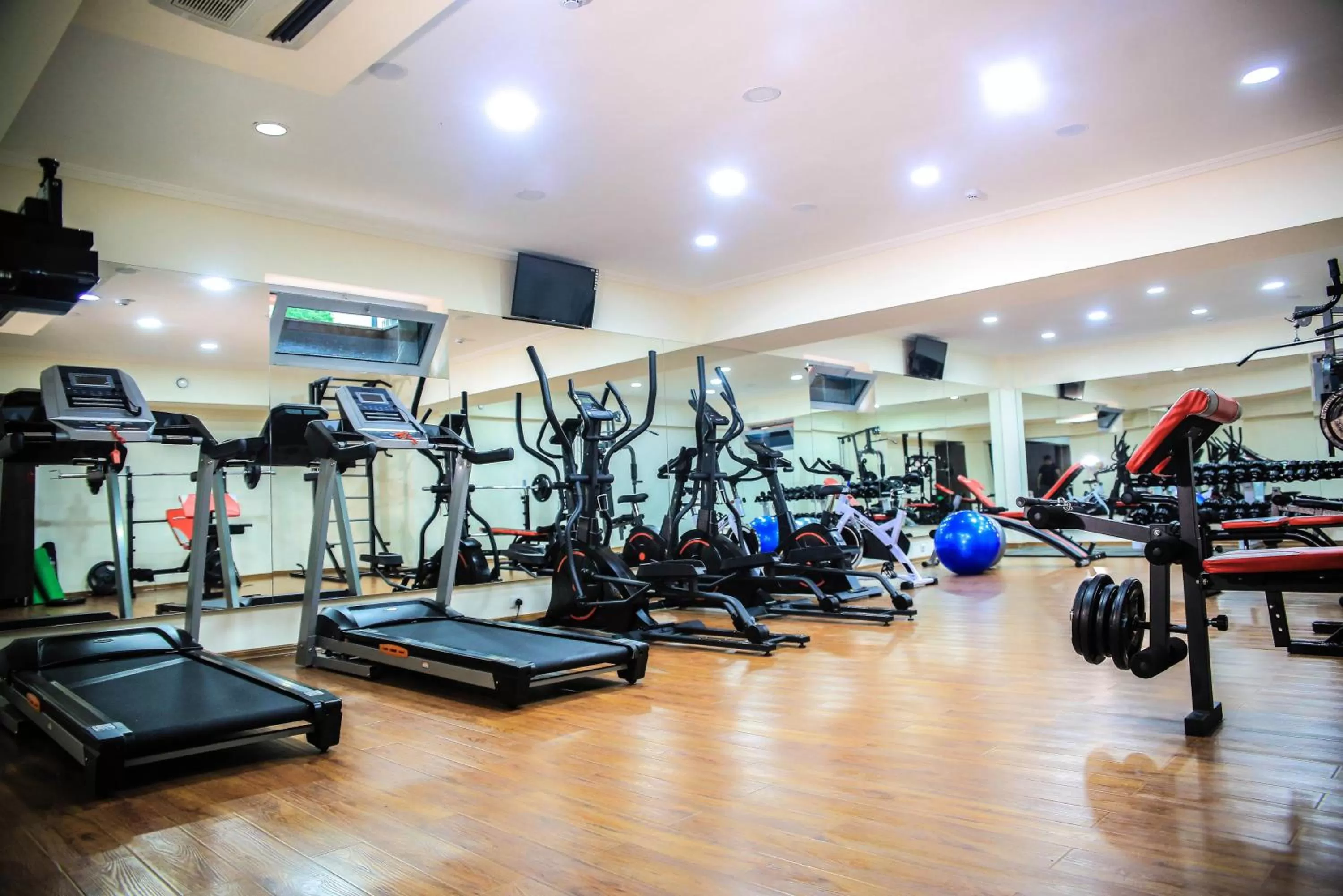 Fitness centre/facilities in Gloria Hotel