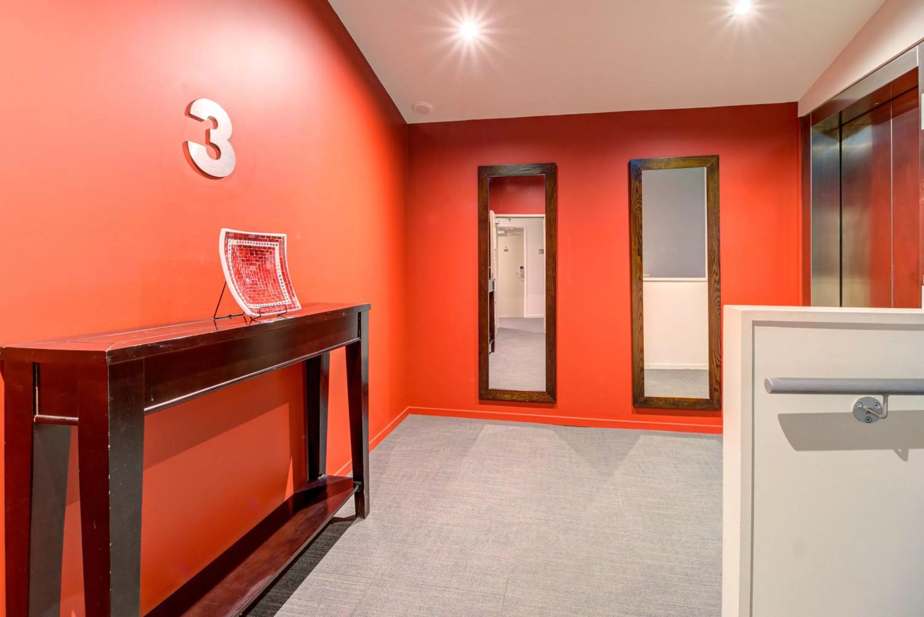 Decorative detail in Parkview On Hagley