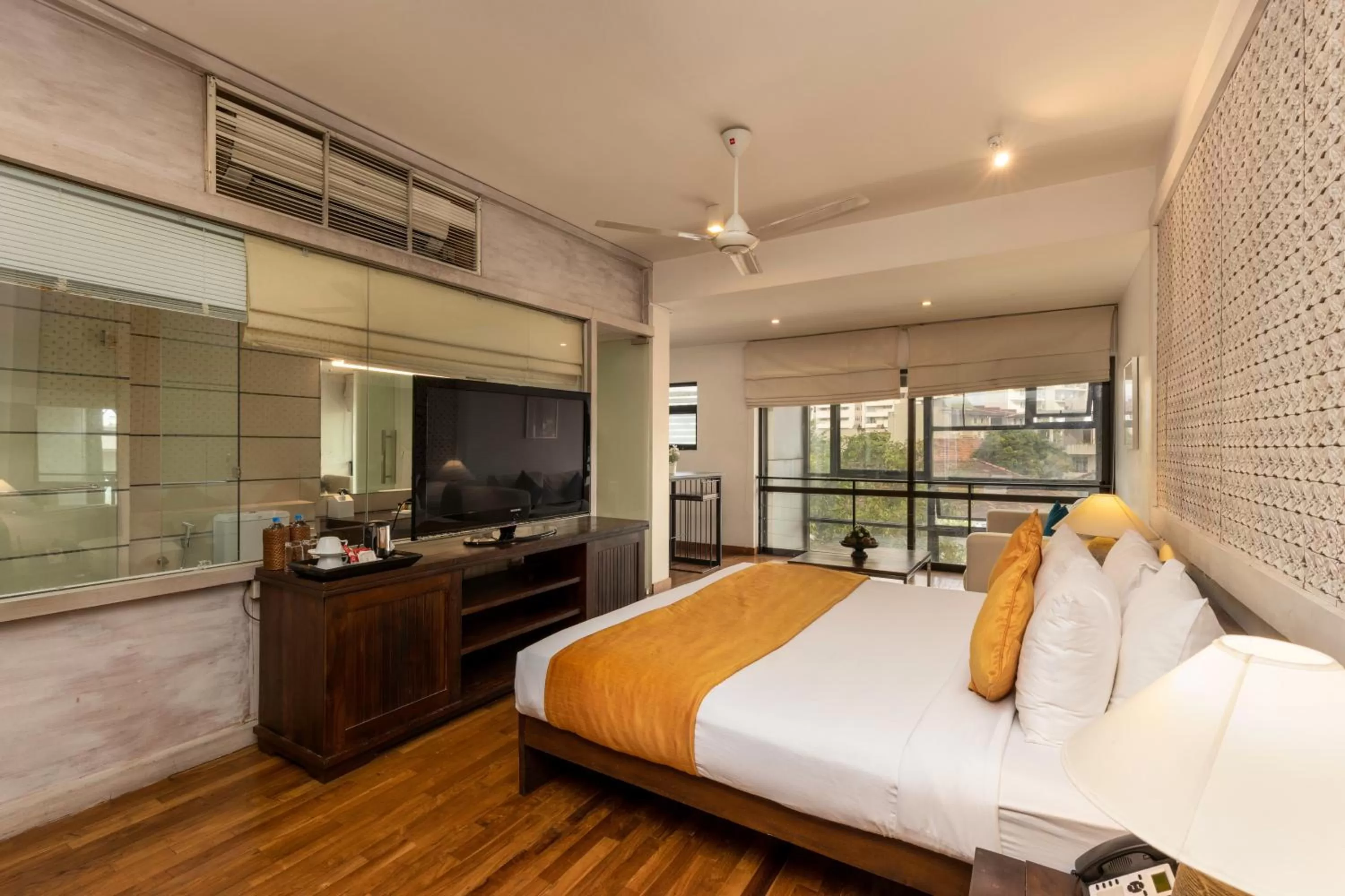 Photo of the whole room, Bed in Rockwell Colombo