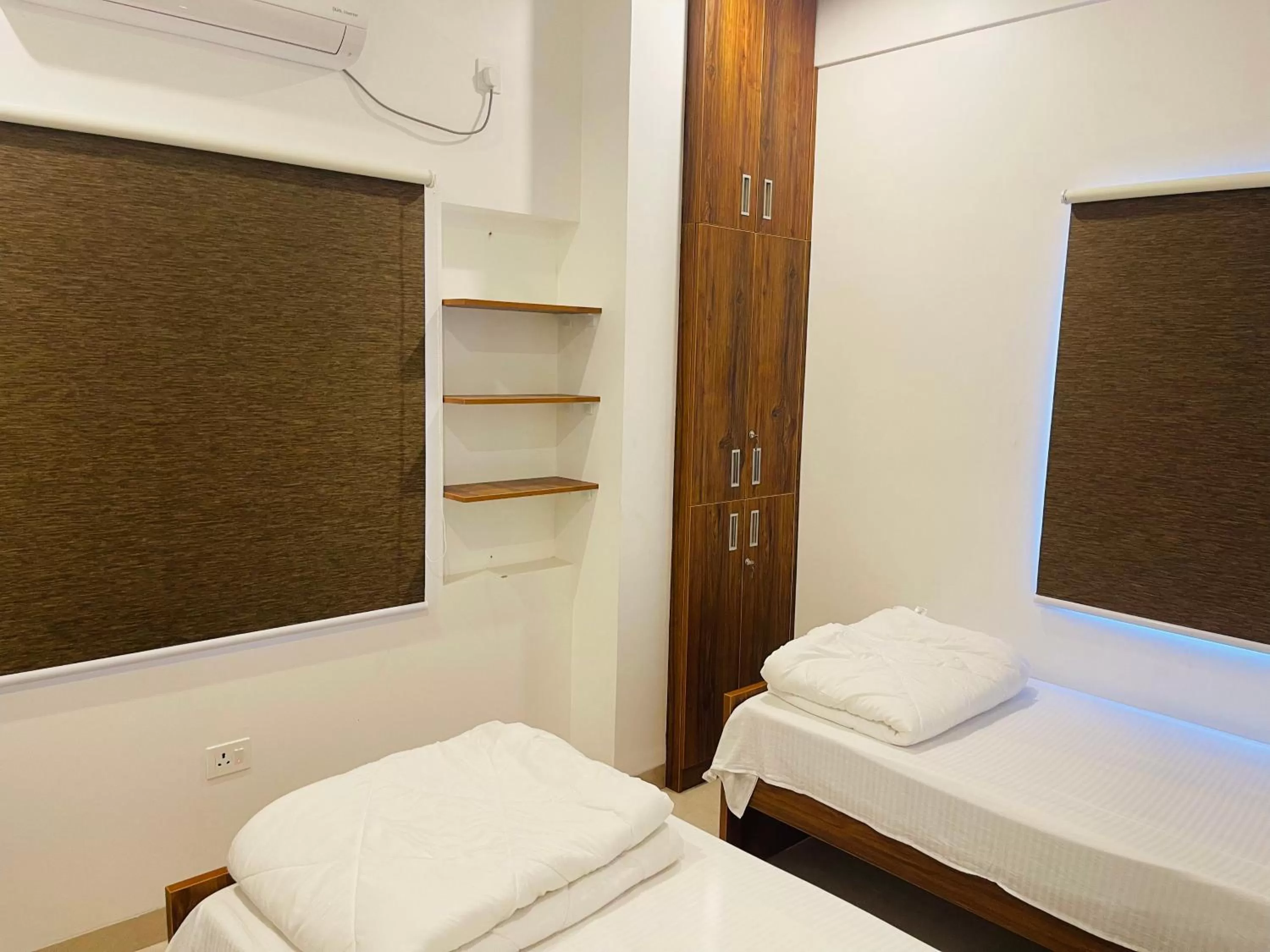 Bedroom, Bed in MVP Residencies