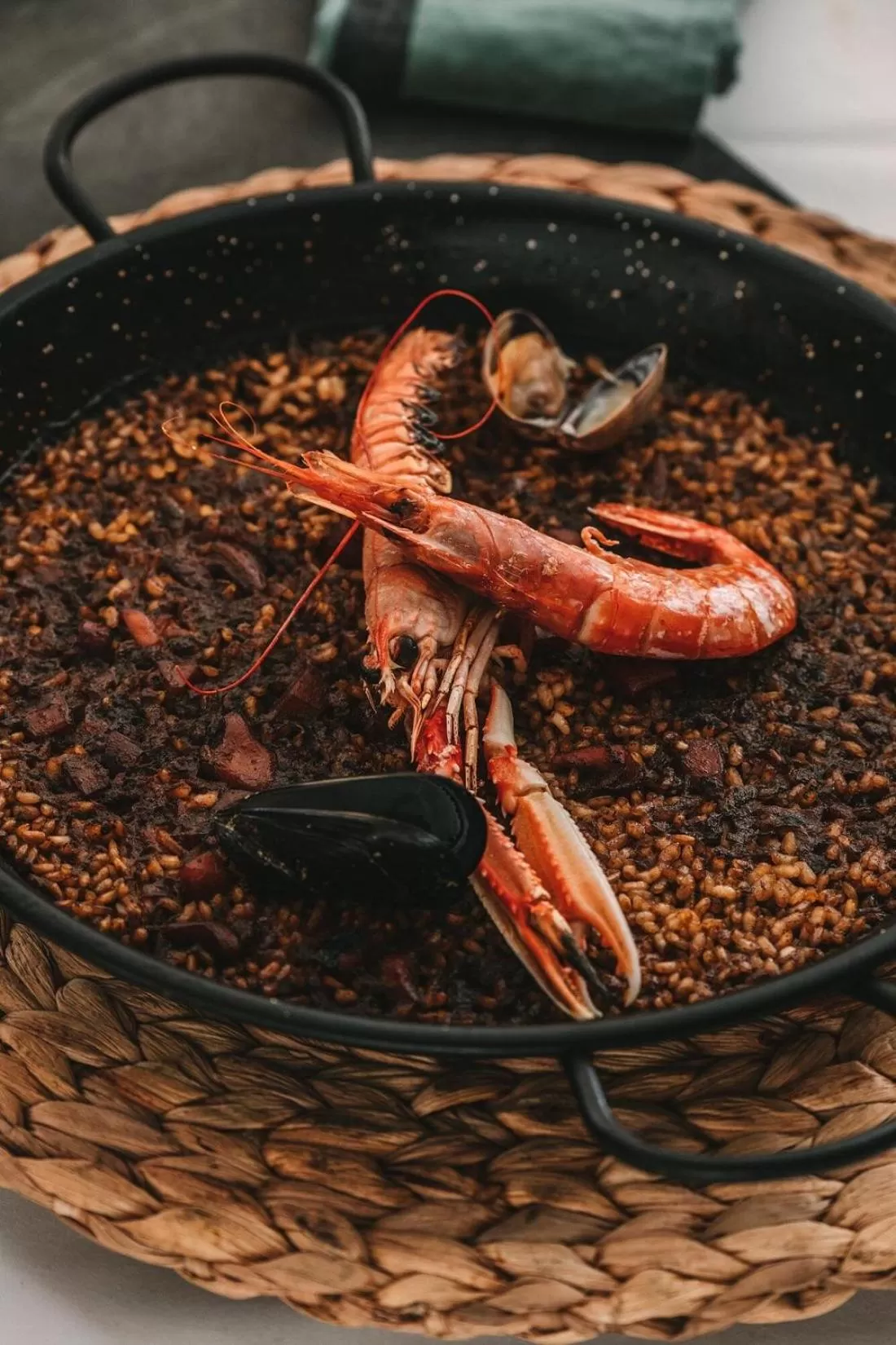 Restaurant/places to eat in Hostal de la Plaça - Hotel Boutique