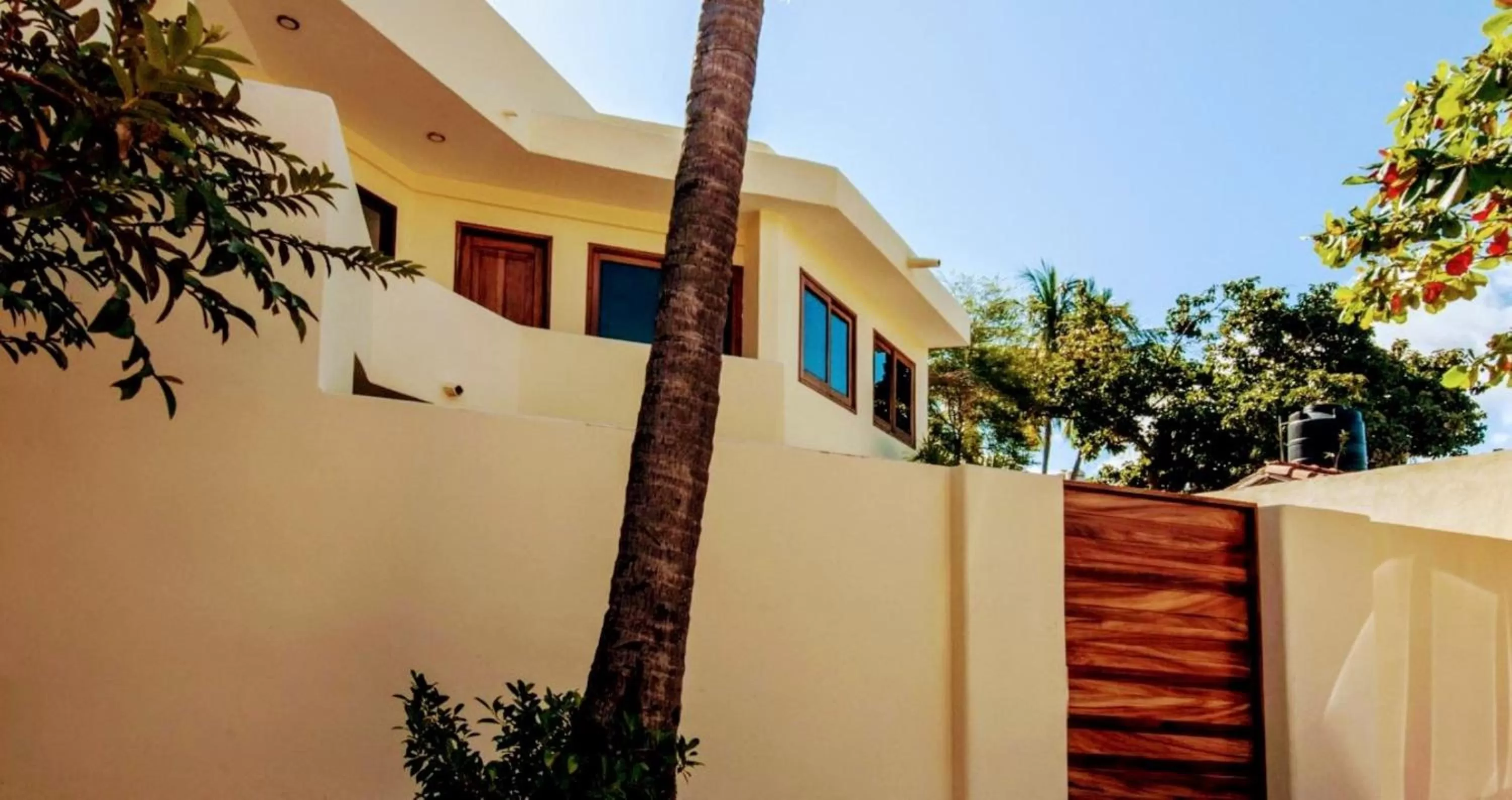 Facade/entrance in Casa Di Giulio