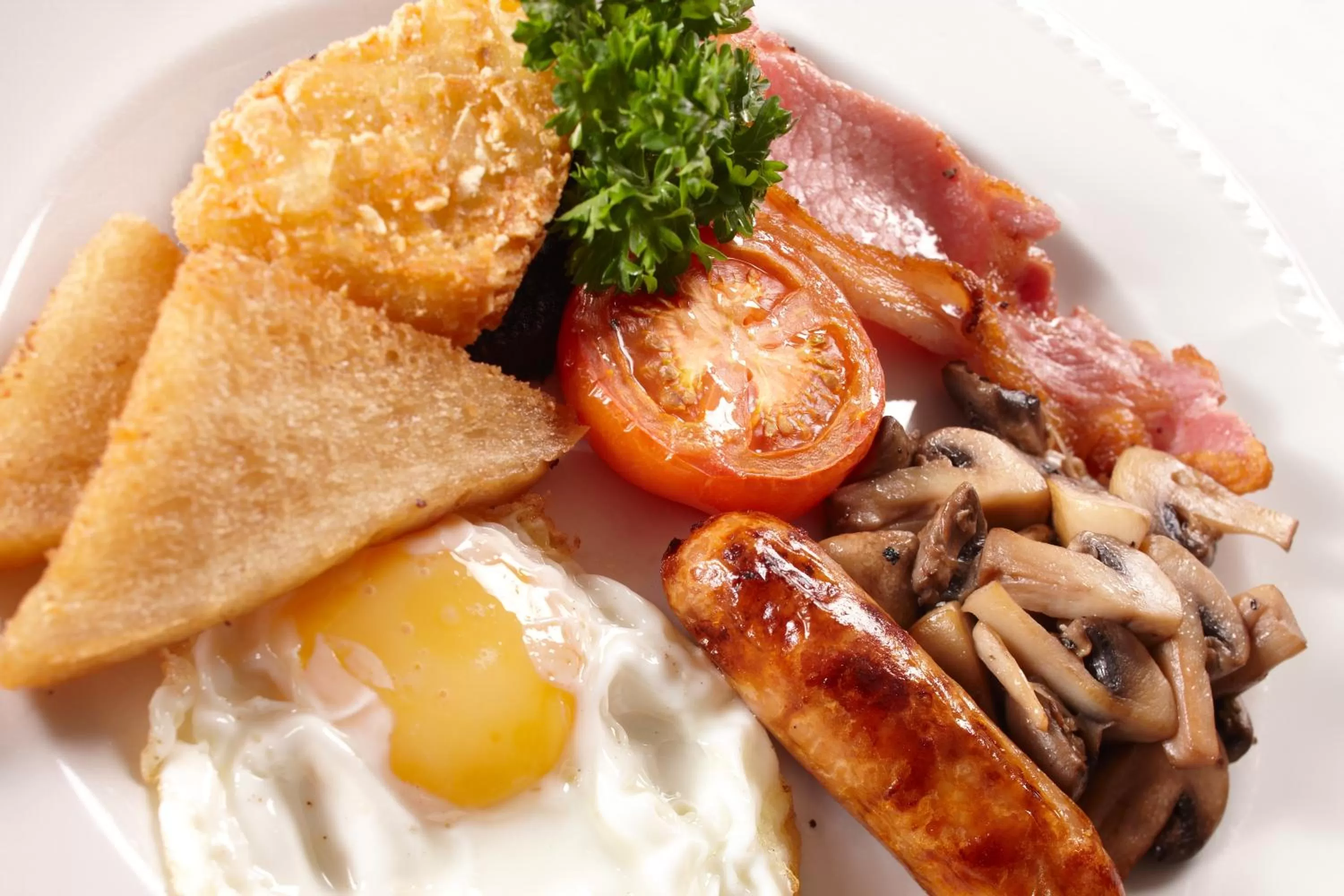 Breakfast in Duke Of Cornwall Hotel