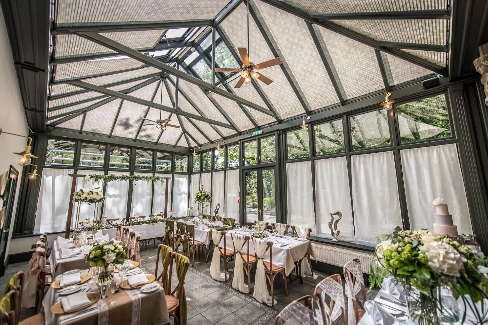 Restaurant/Places to Eat in Rosehill House Hotel