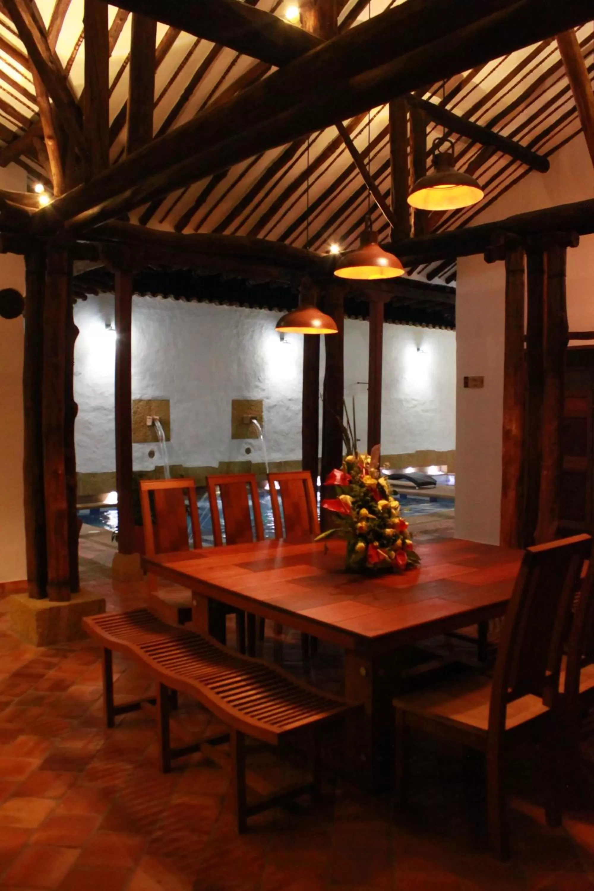 Communal lounge/ TV room, Dining Area in Misia Custodia Hotel Boutique