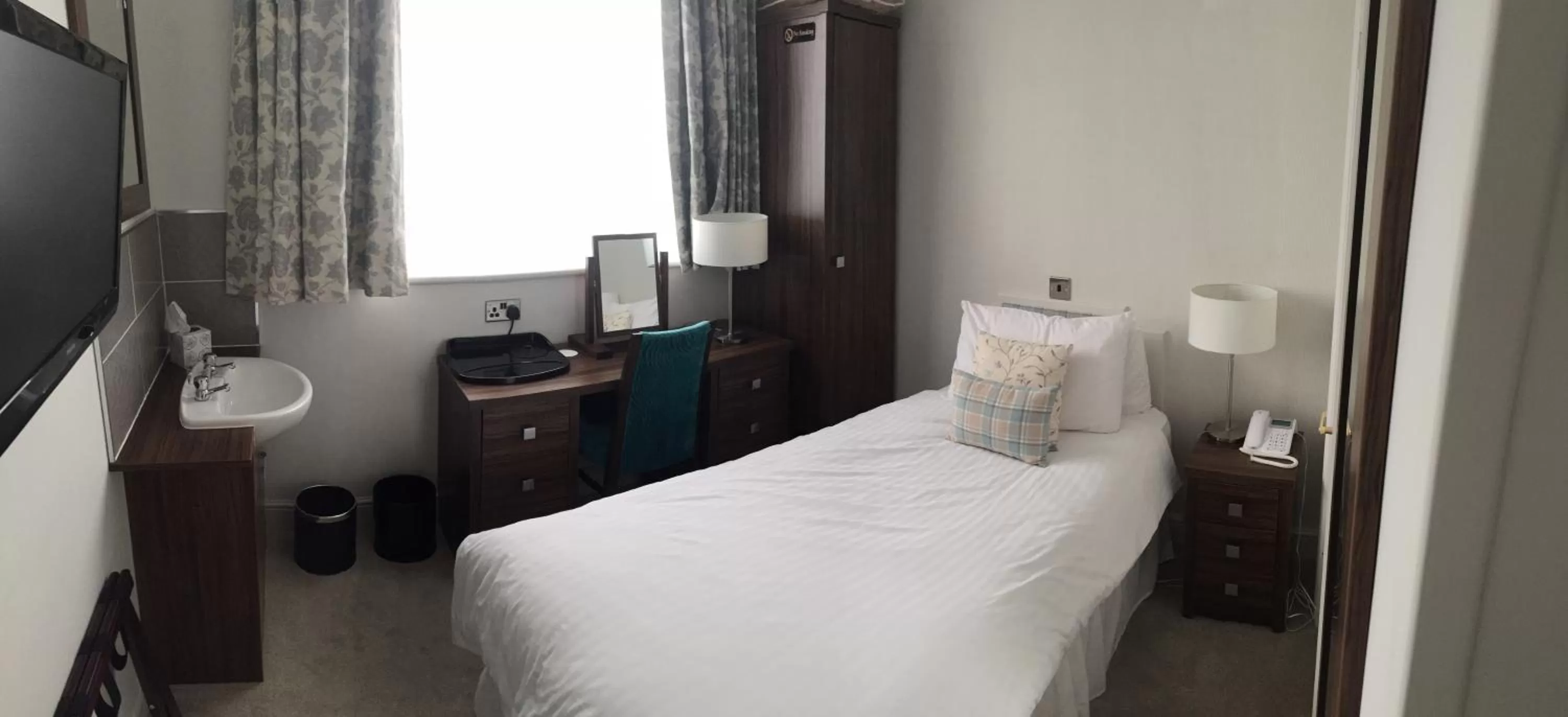 Bed in The Pines Hotel