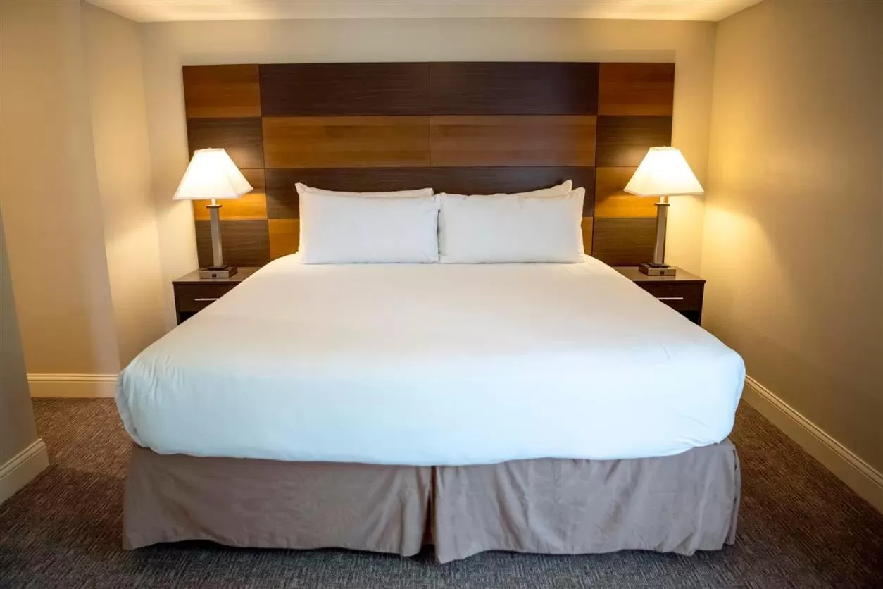 Bed in Annabell Gardens