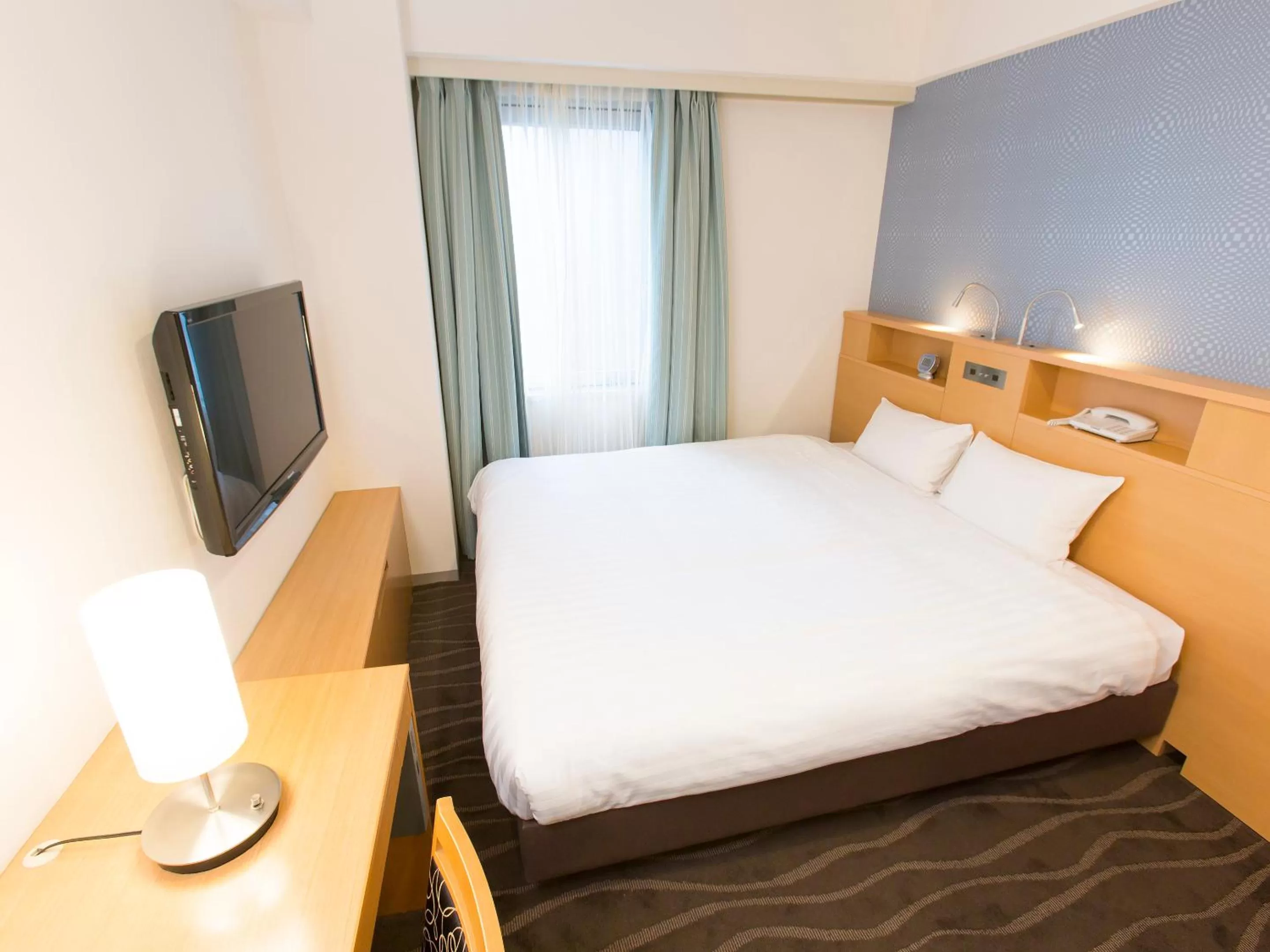 Bed in Shibuya Tobu Hotel