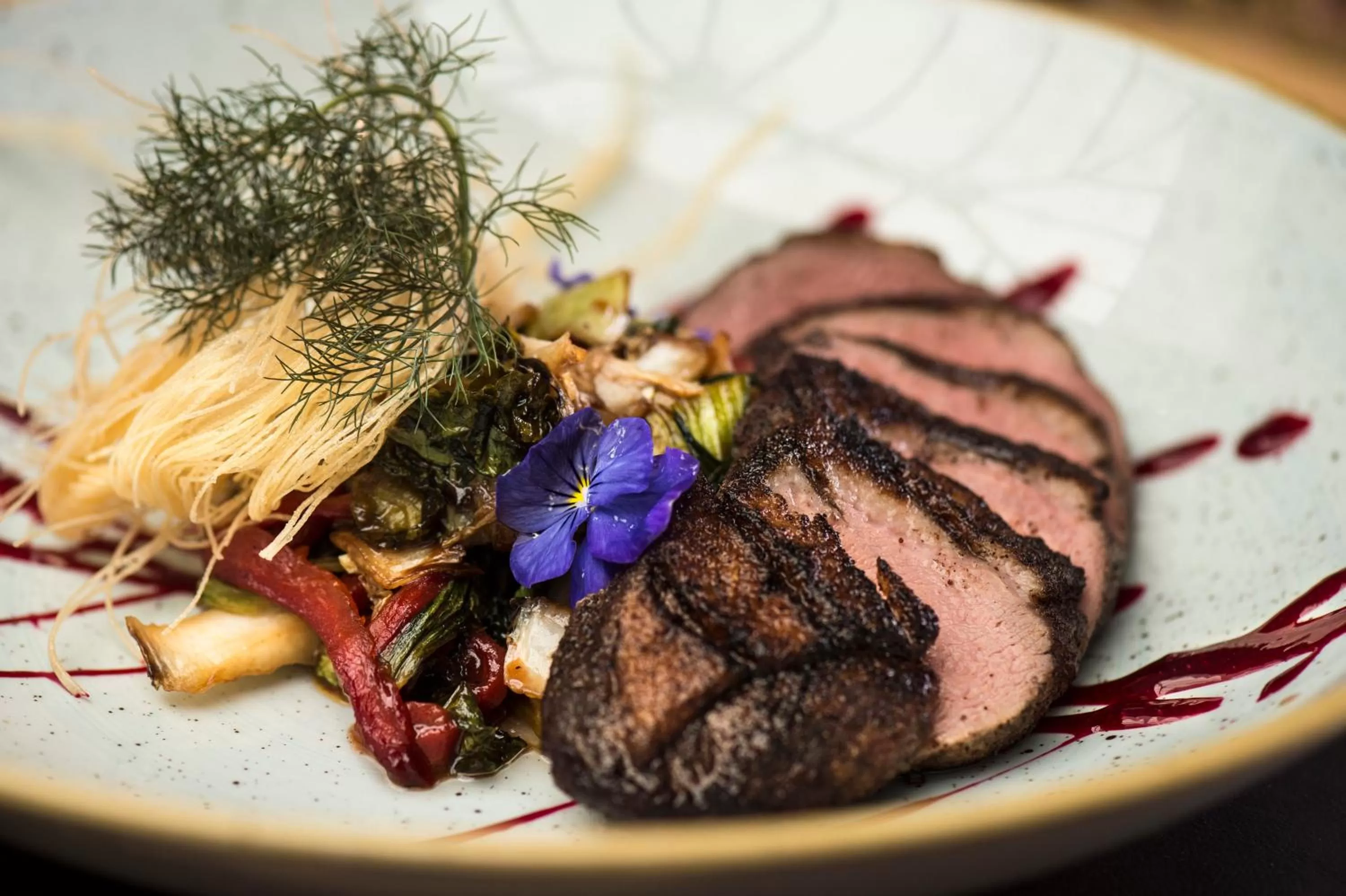 Food and drinks in La Mon Hotel & Country Club