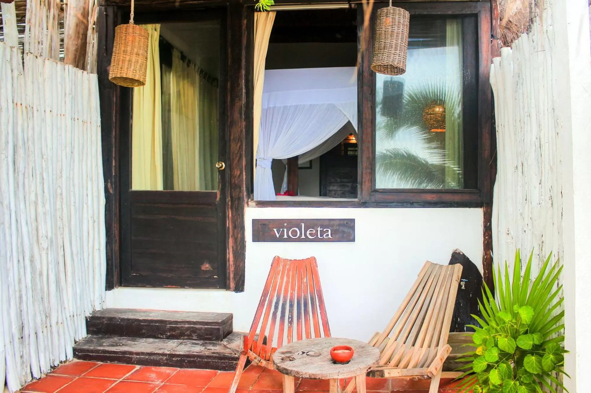 Bungalow - Beach Front in Casa Violeta