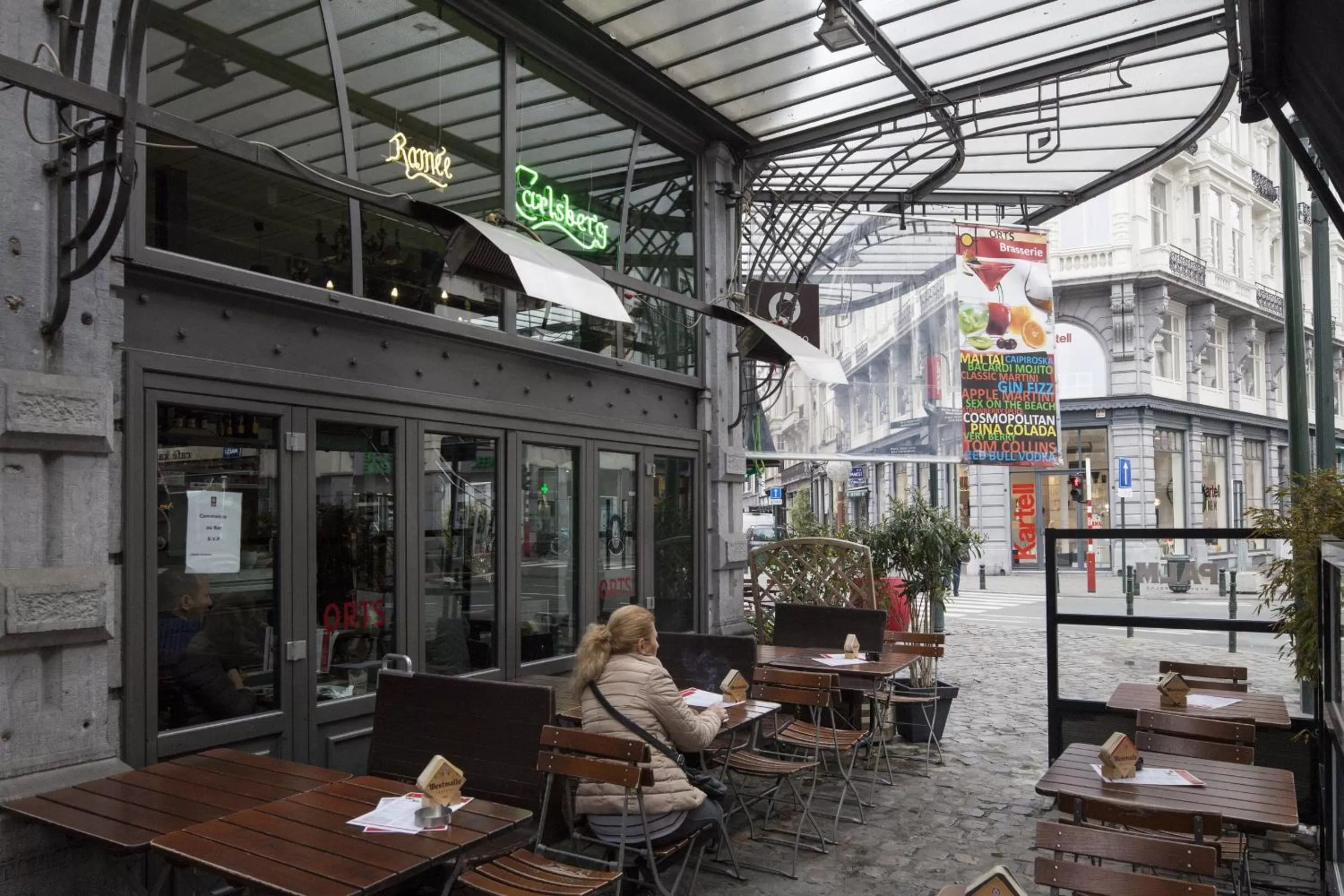 Shopping Area in easyHotel Brussels City Centre