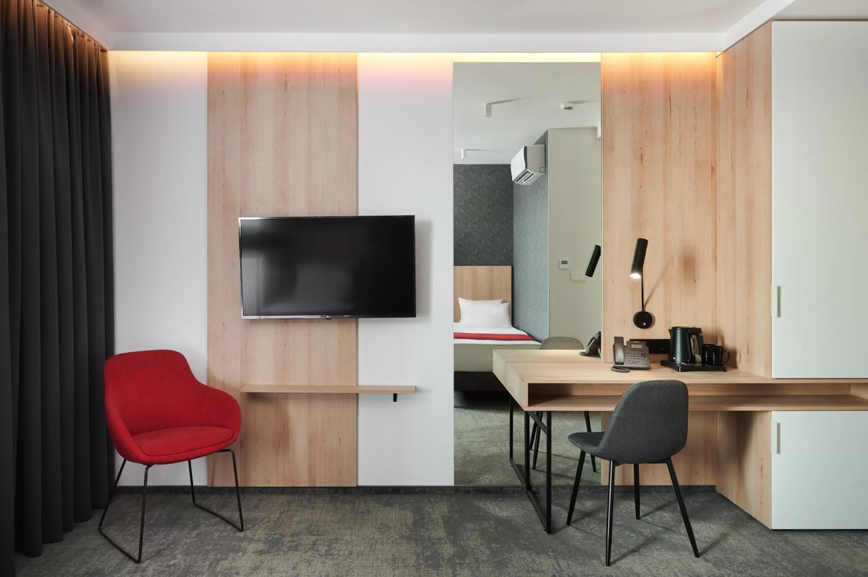 TV and multimedia, TV/Entertainment Center in Hotel Hetman