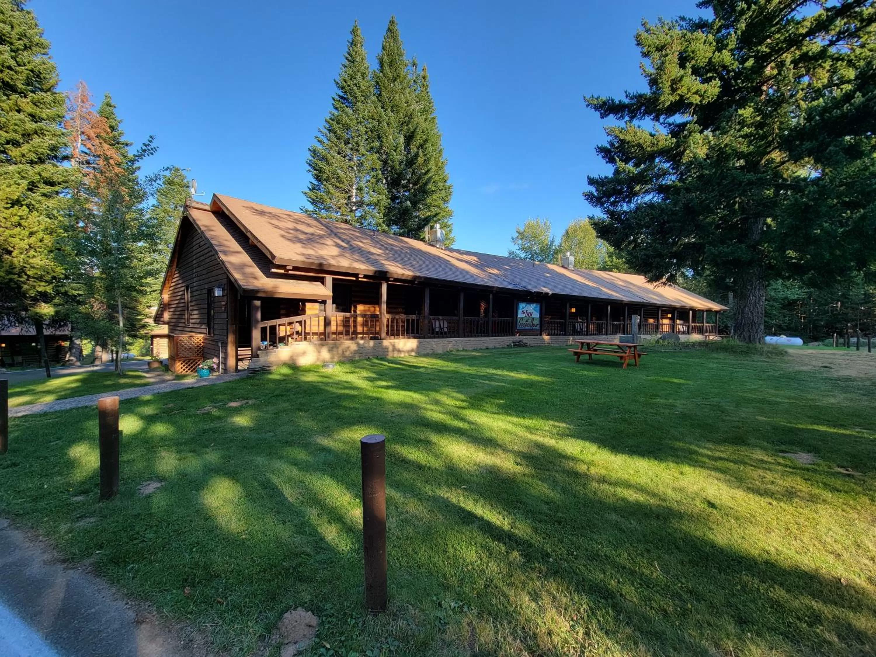 Property building in Cooper Spur Mountain Resort