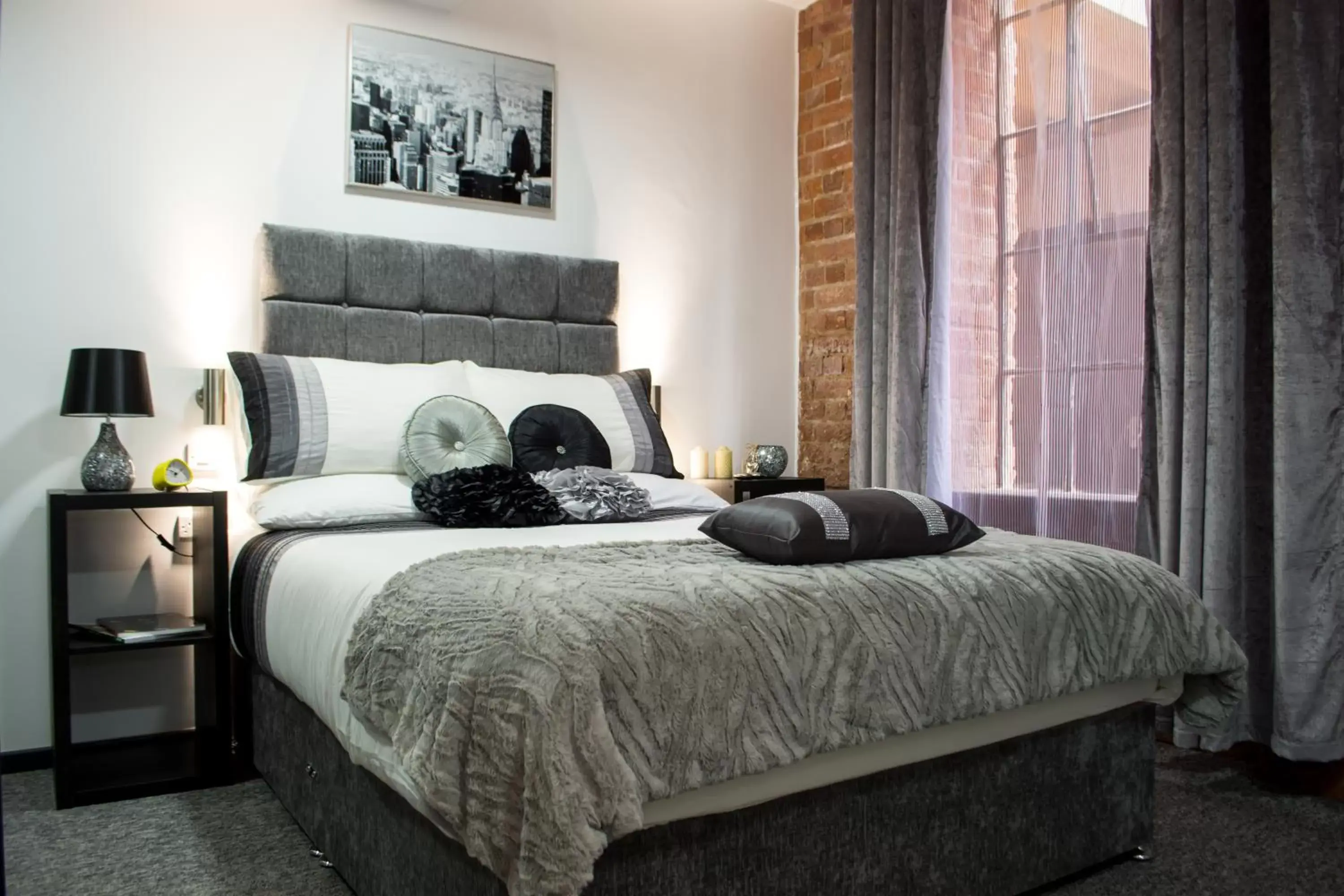 Standard Double Room in Trivelles Regency, Nottingham Standard Double Room in Trivelles Regency, Nottingham