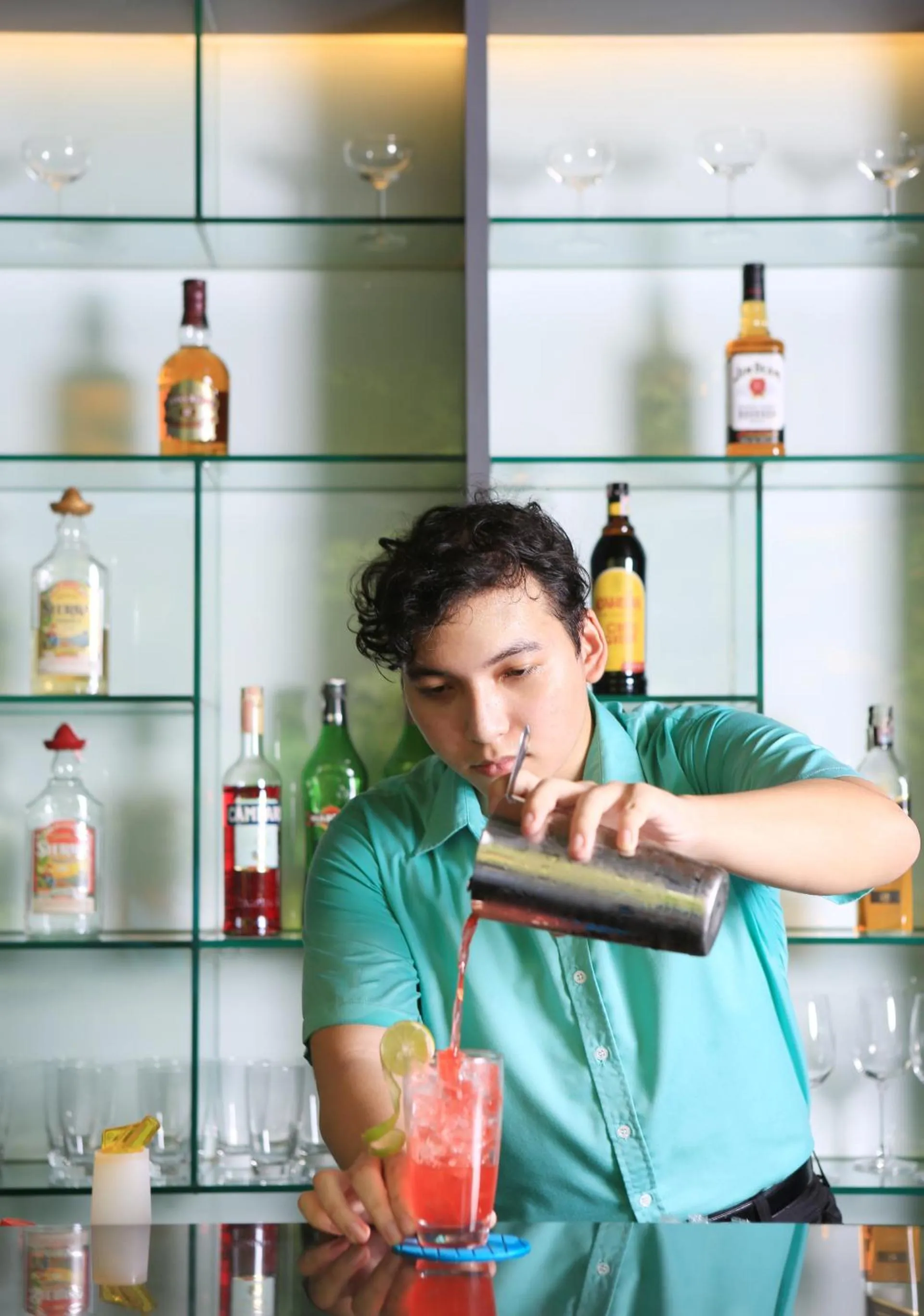 Lounge or bar in The Silver Palm Wellness Resort