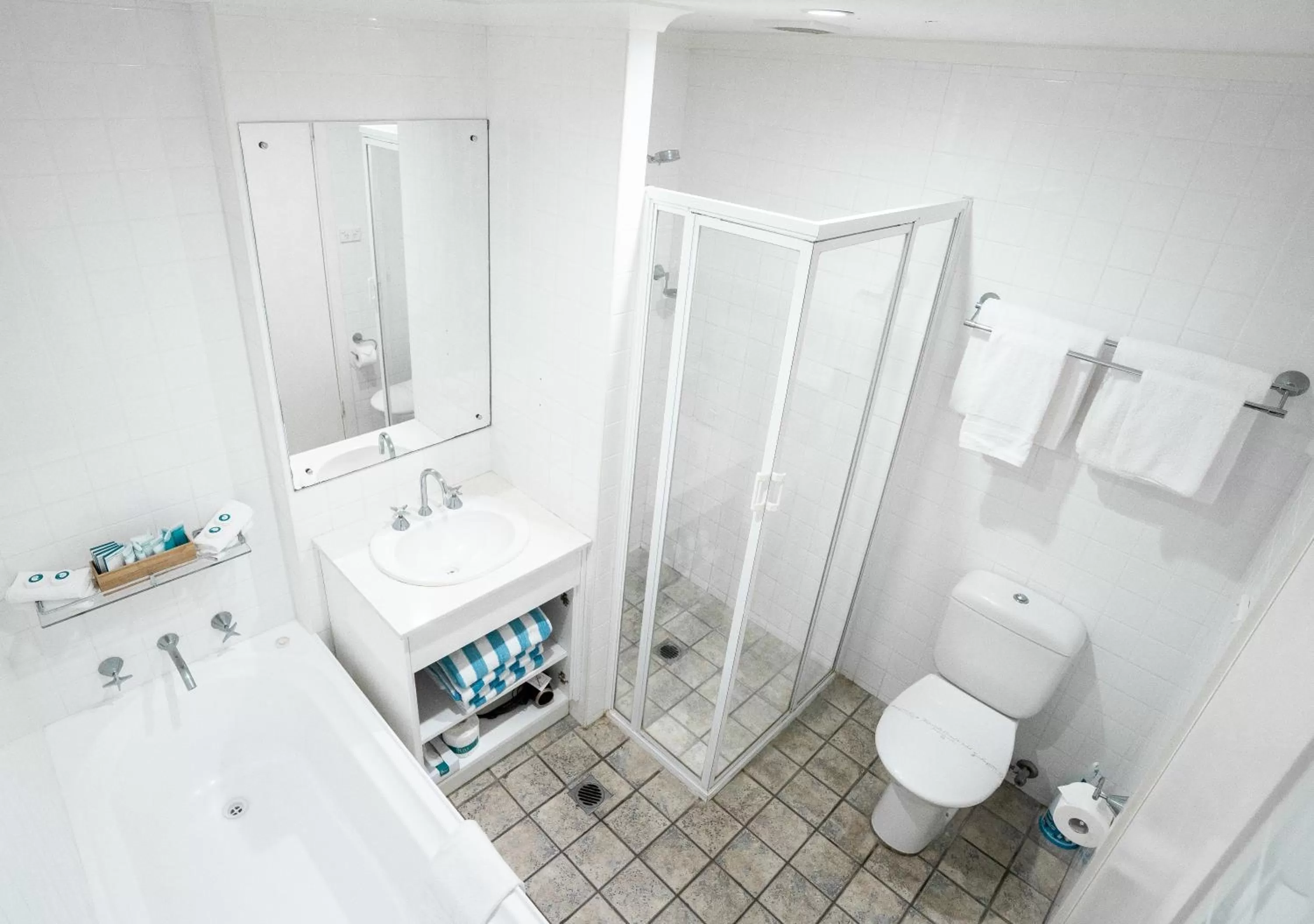 Bathroom in Terrigal Pacific Coastal Retreat