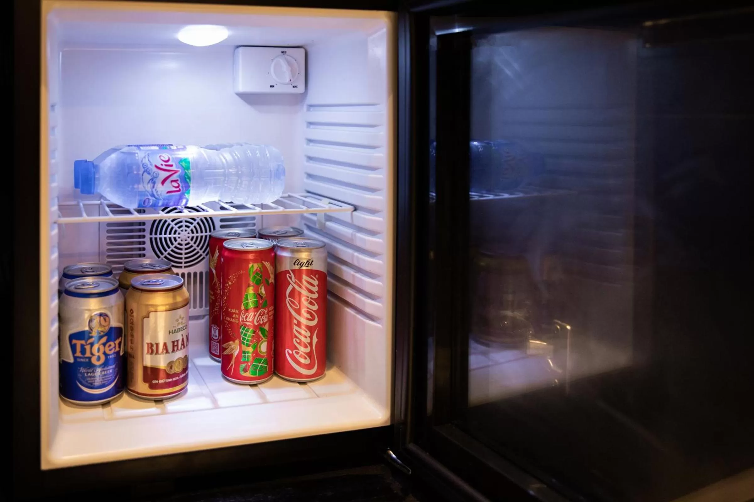 oven in The Flower Boutique Hotel & Travel