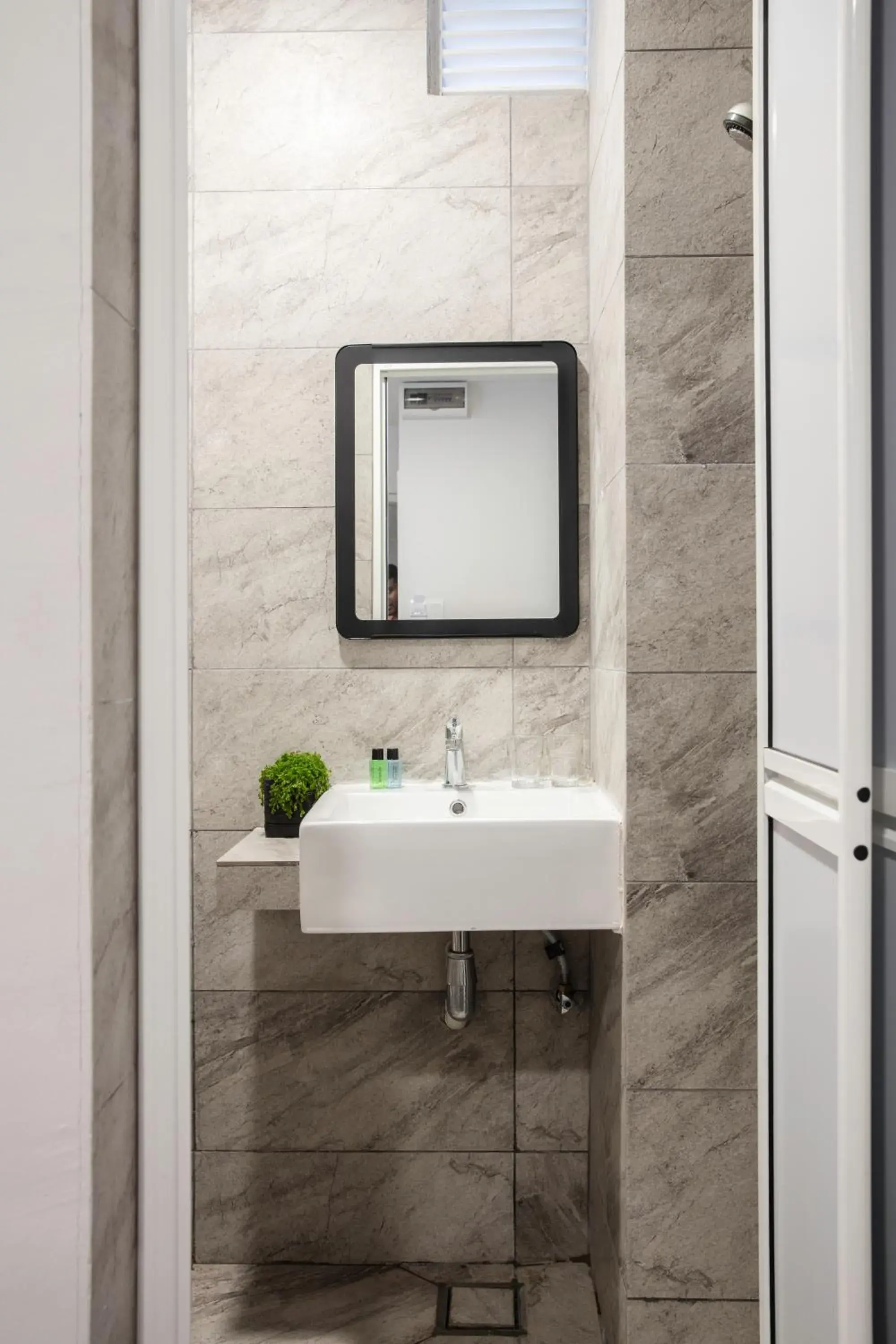 Bed in 6-Bed Female Dormitory Room in Kitez Hotel & Bunkz Bed in 6-Bed Female Dormitory Room in Kitez Hotel & Bunkz